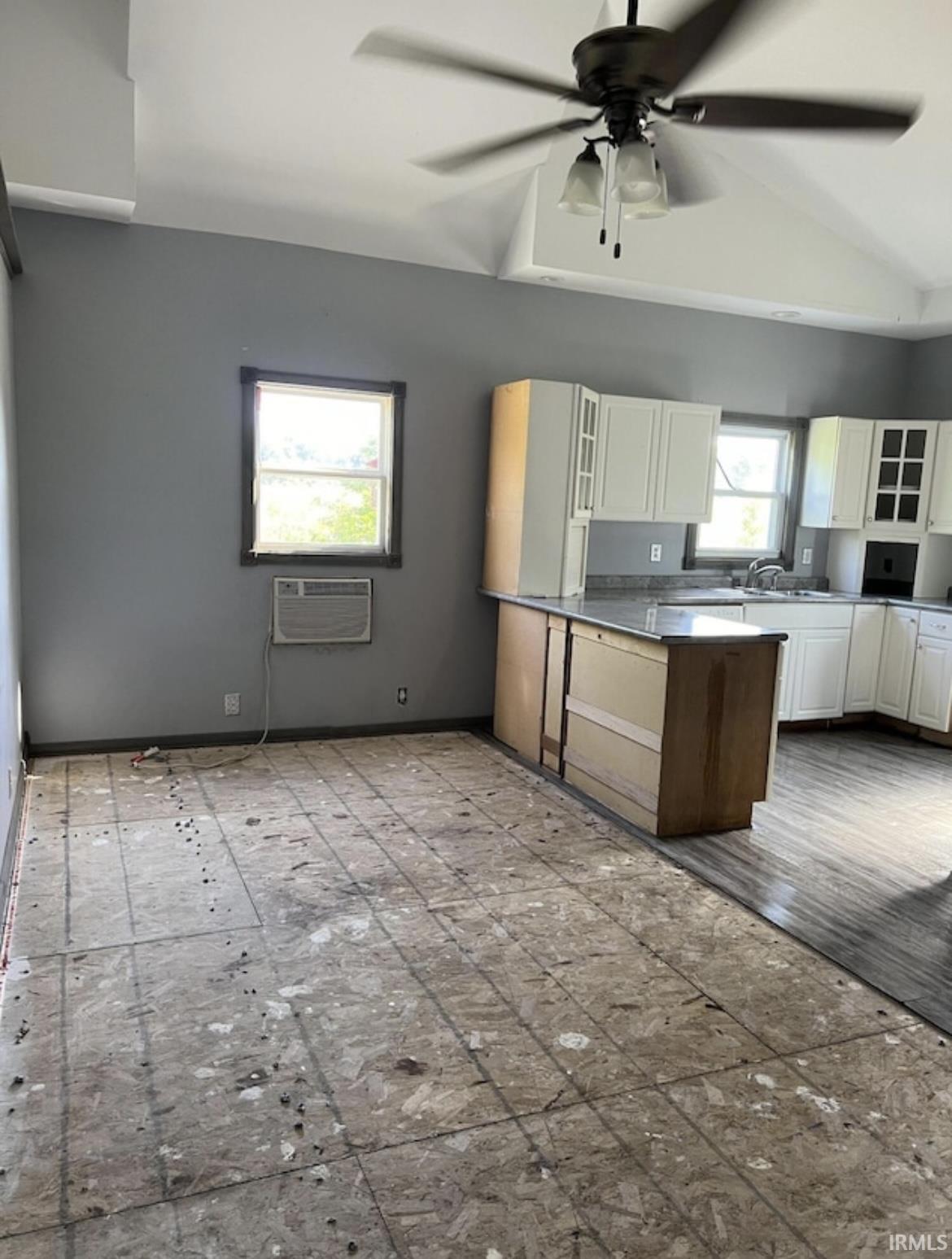 3908 N Fail Road