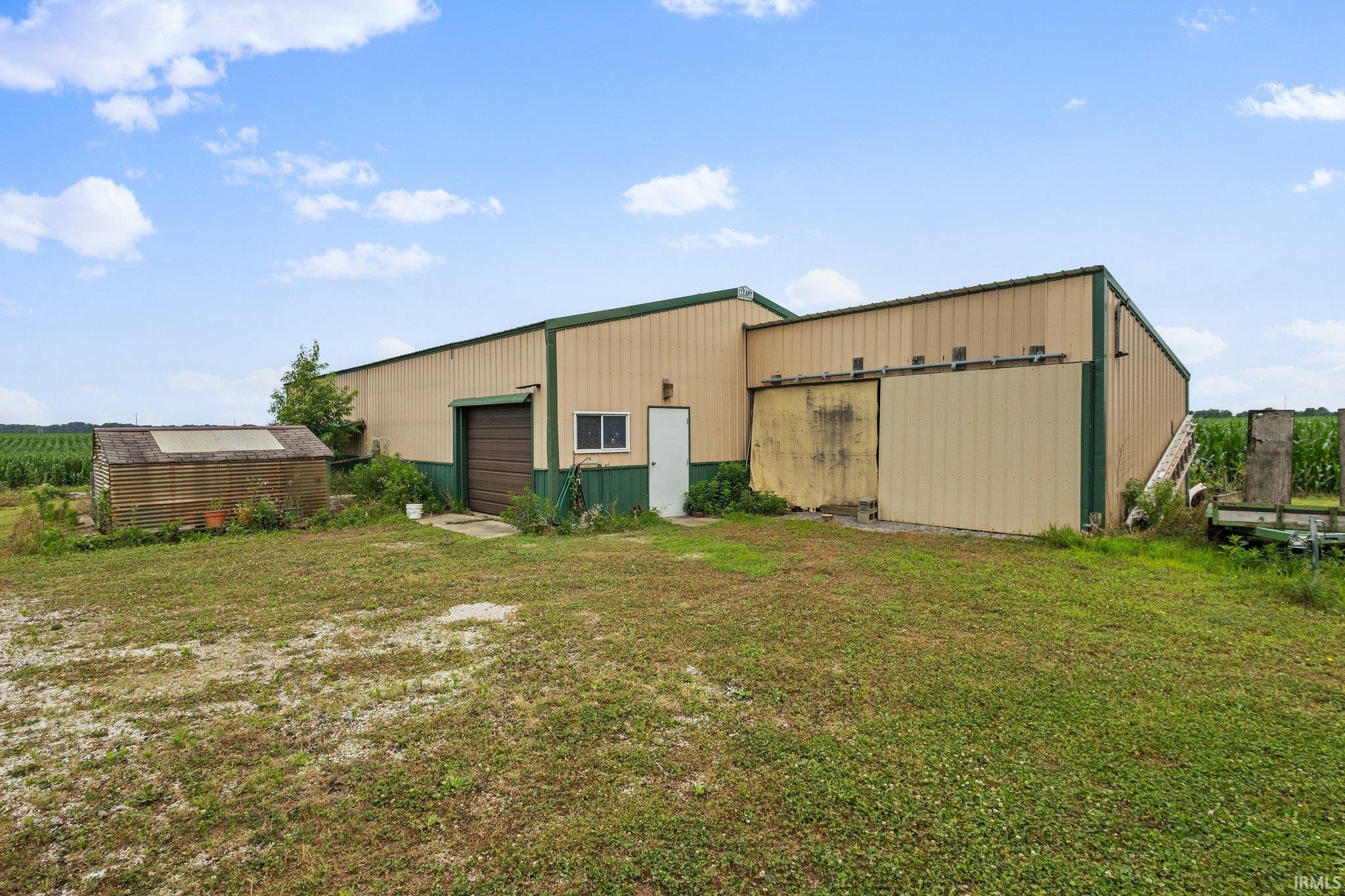 5836 N 700 E. Road
