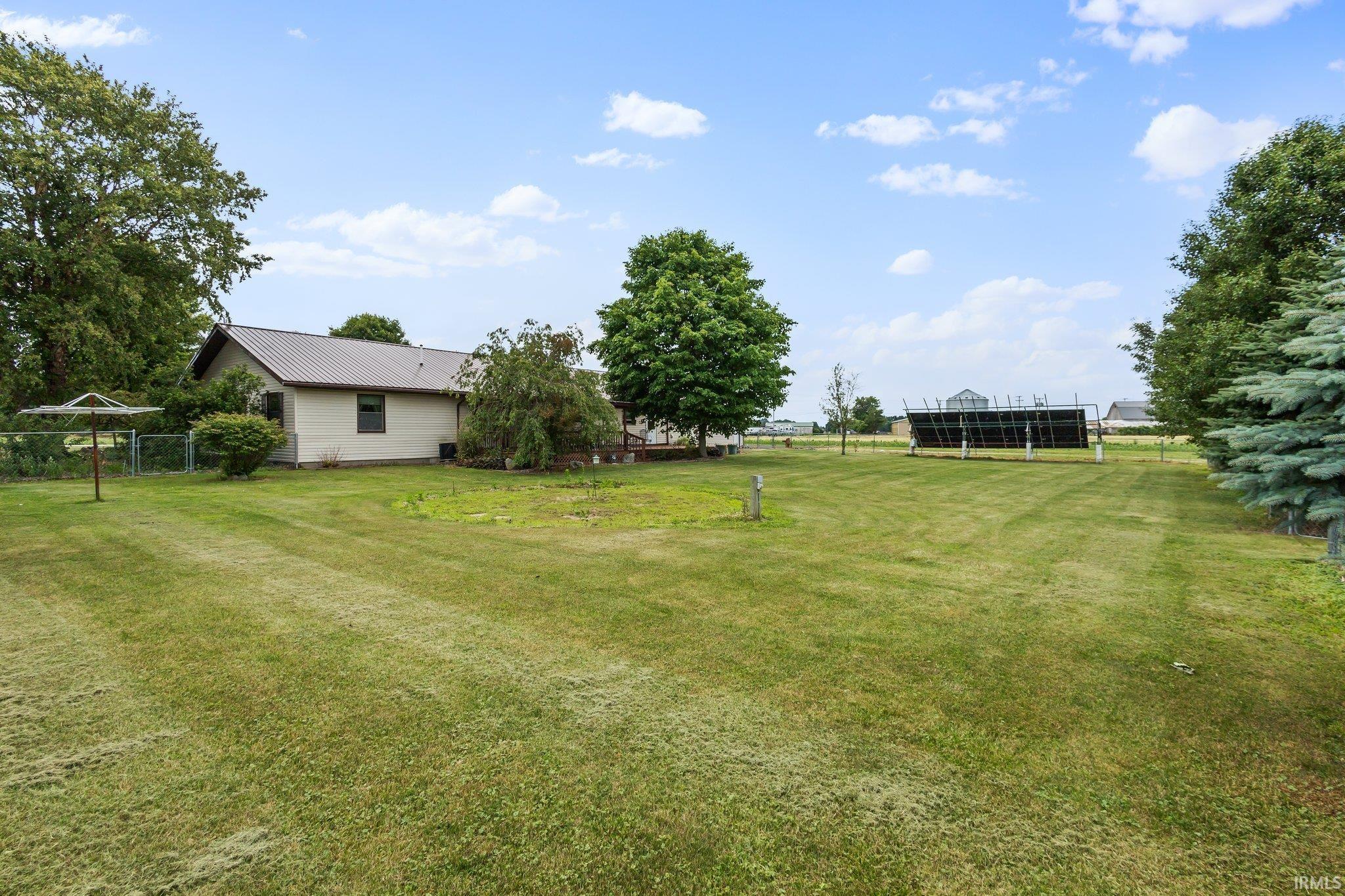5836 N 700 E. Road