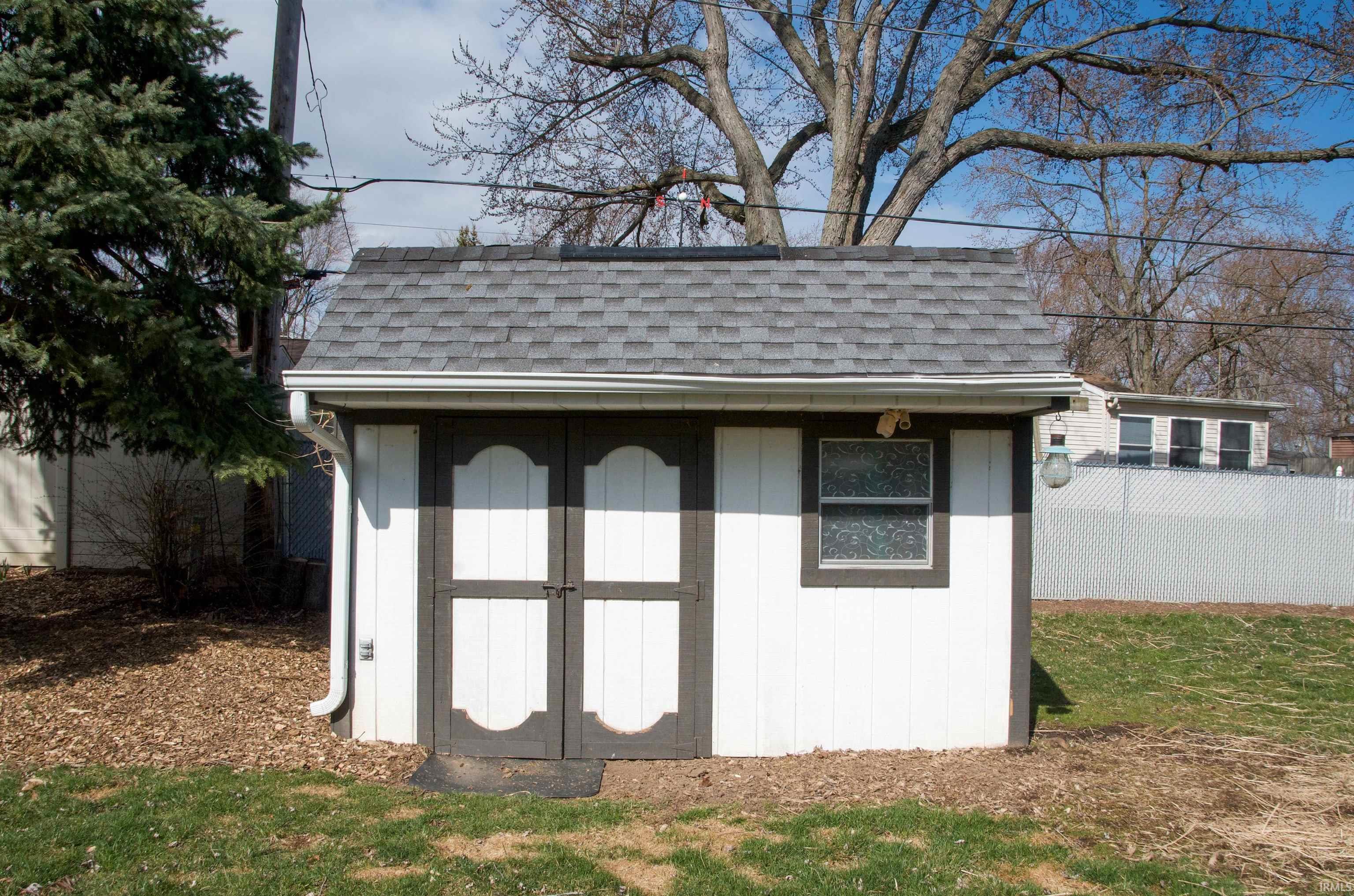 4929 W Blackford Drive