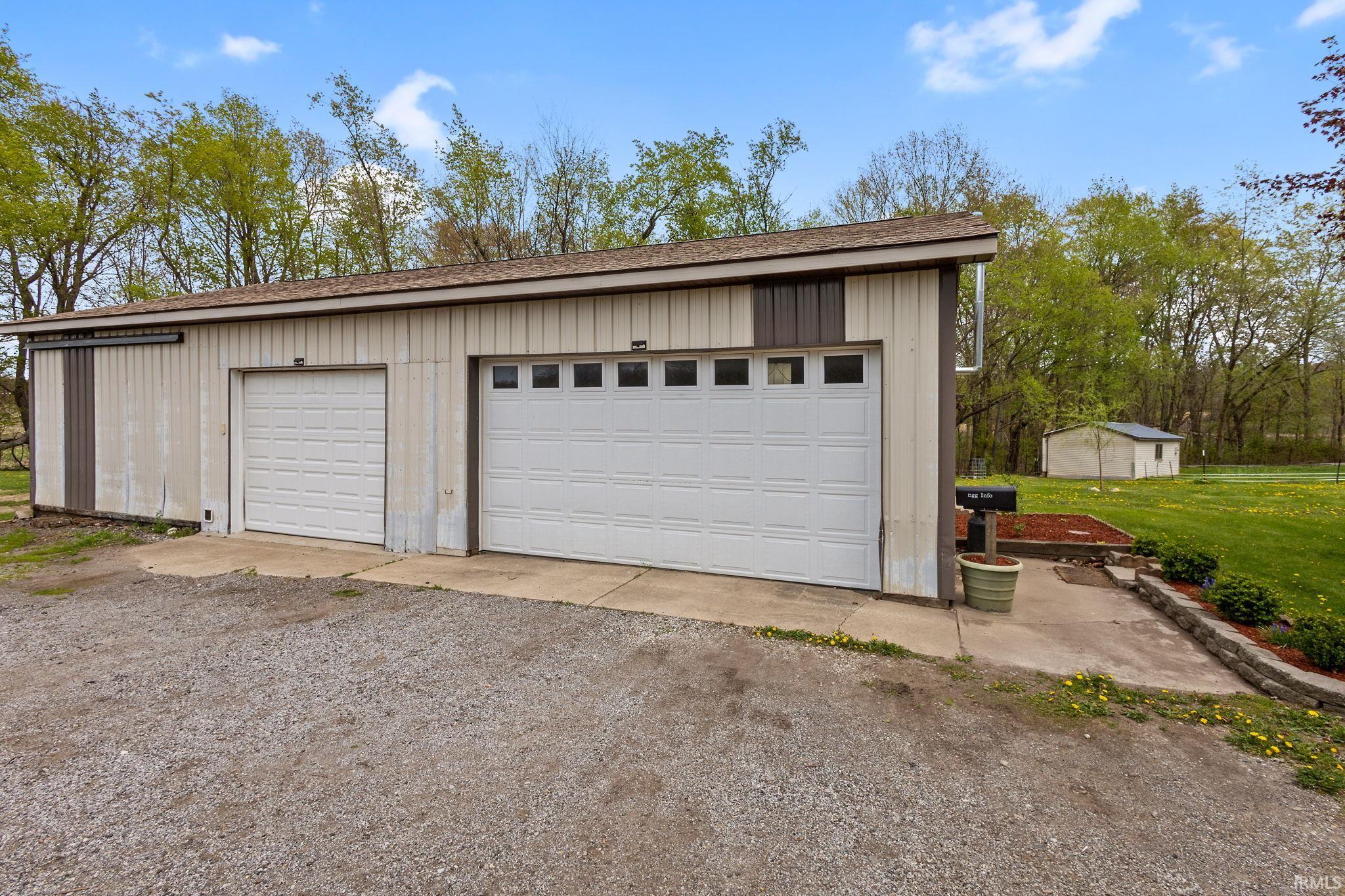 7879 N Emery Road