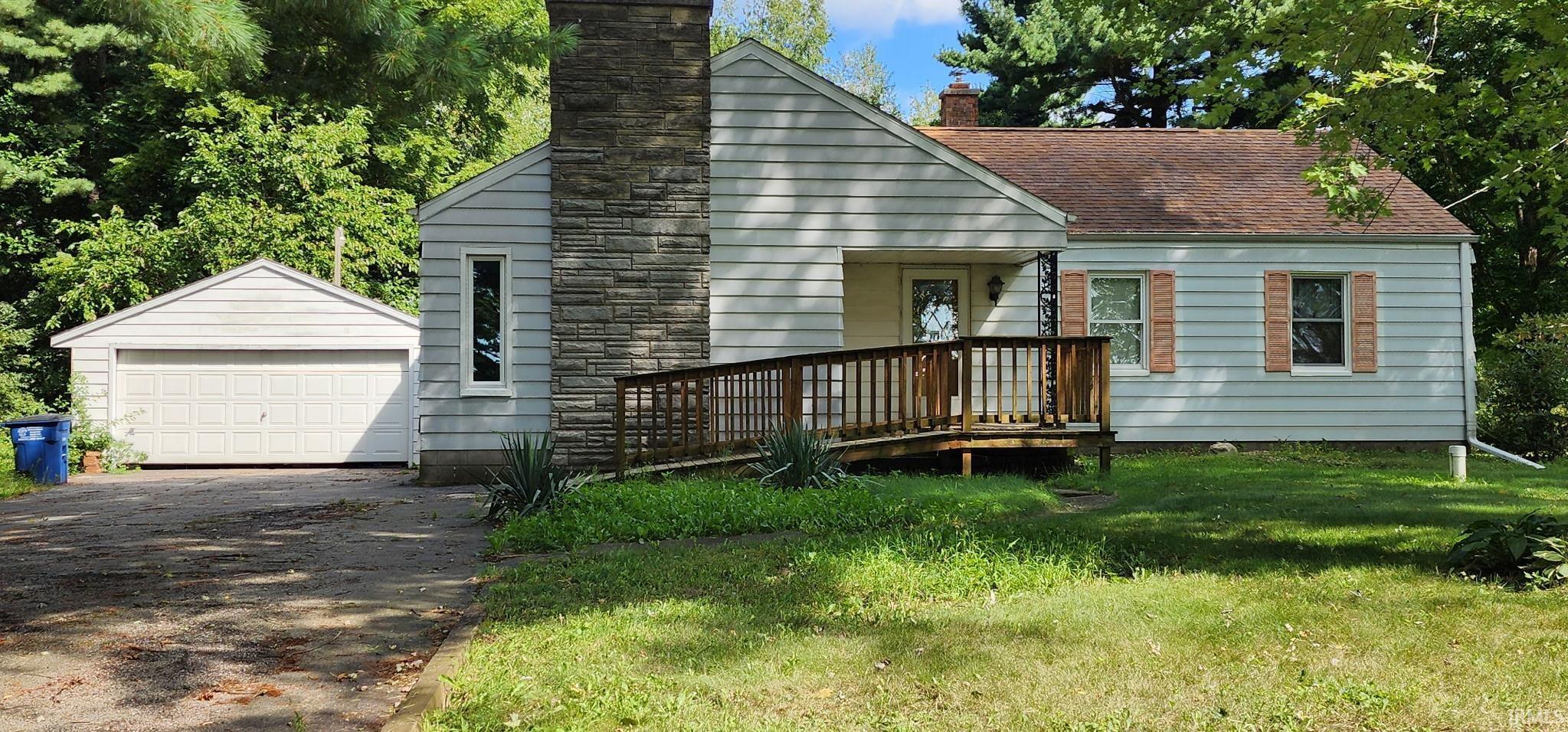2261 W Joliet Road
