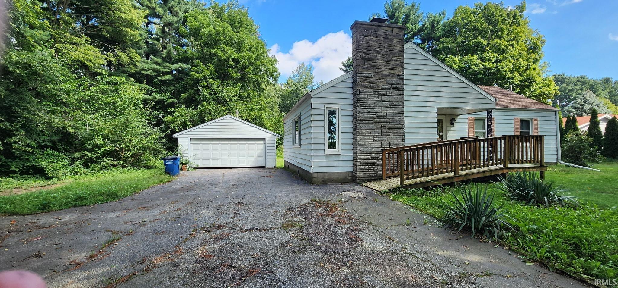 2261 W Joliet Road