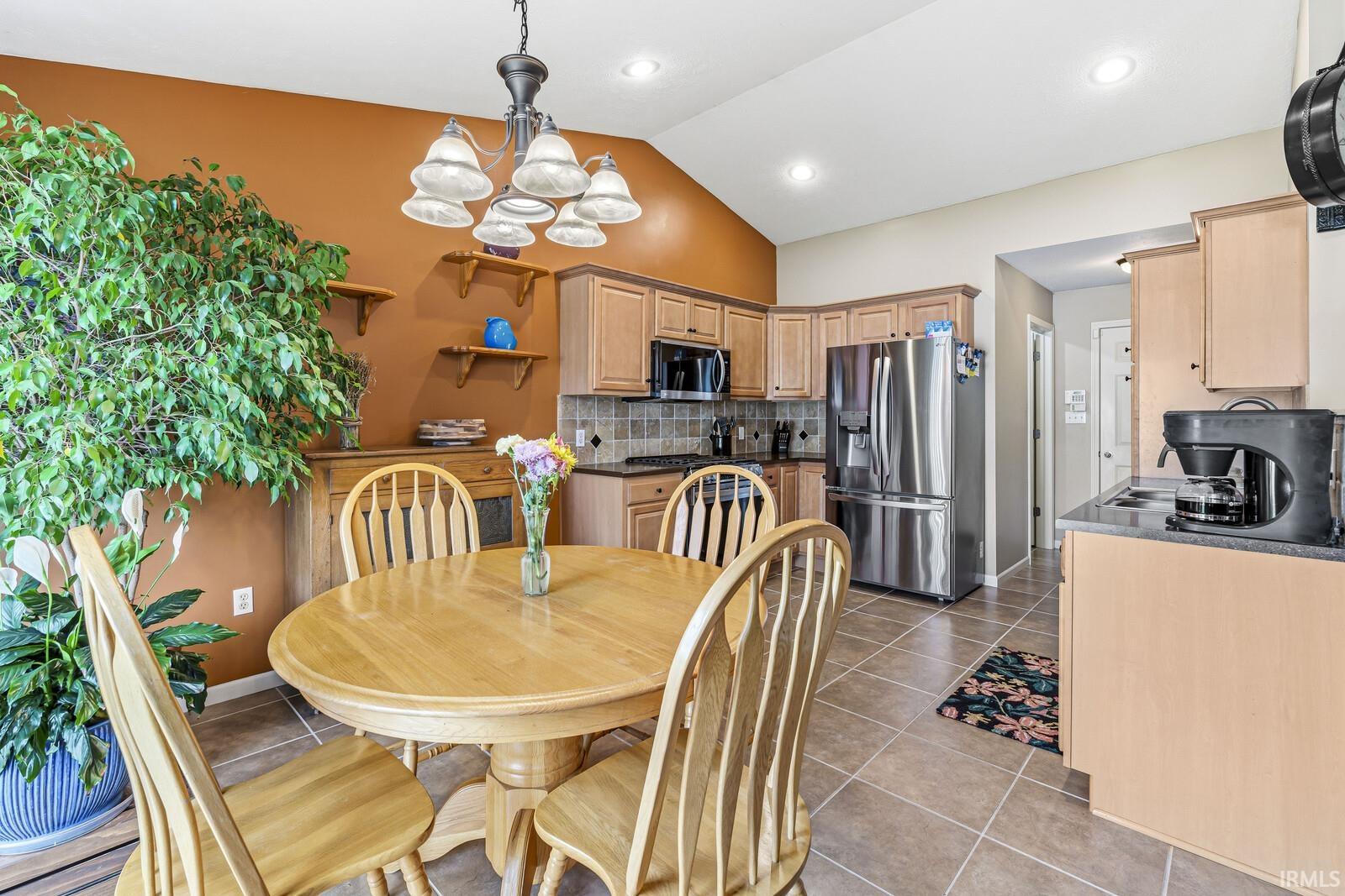 52603 Common Eider Trail