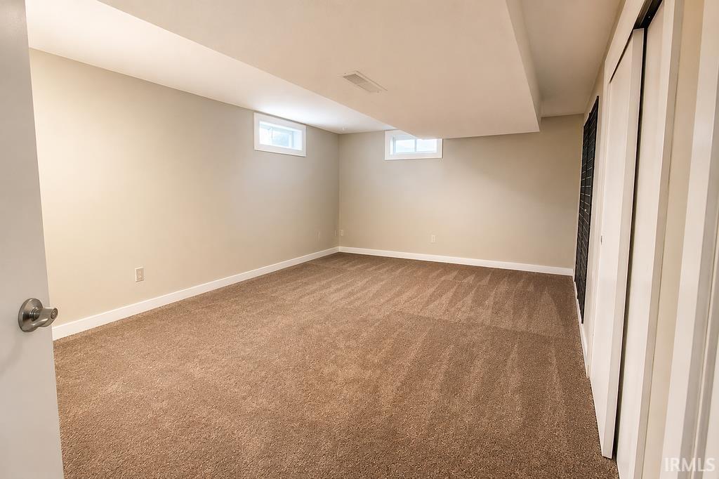 55585 Blue Jay Drive