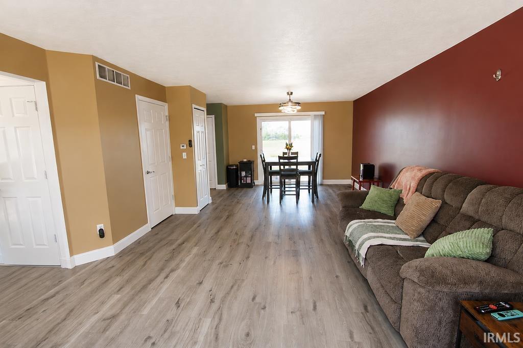 204 Walnut Crossing Drive