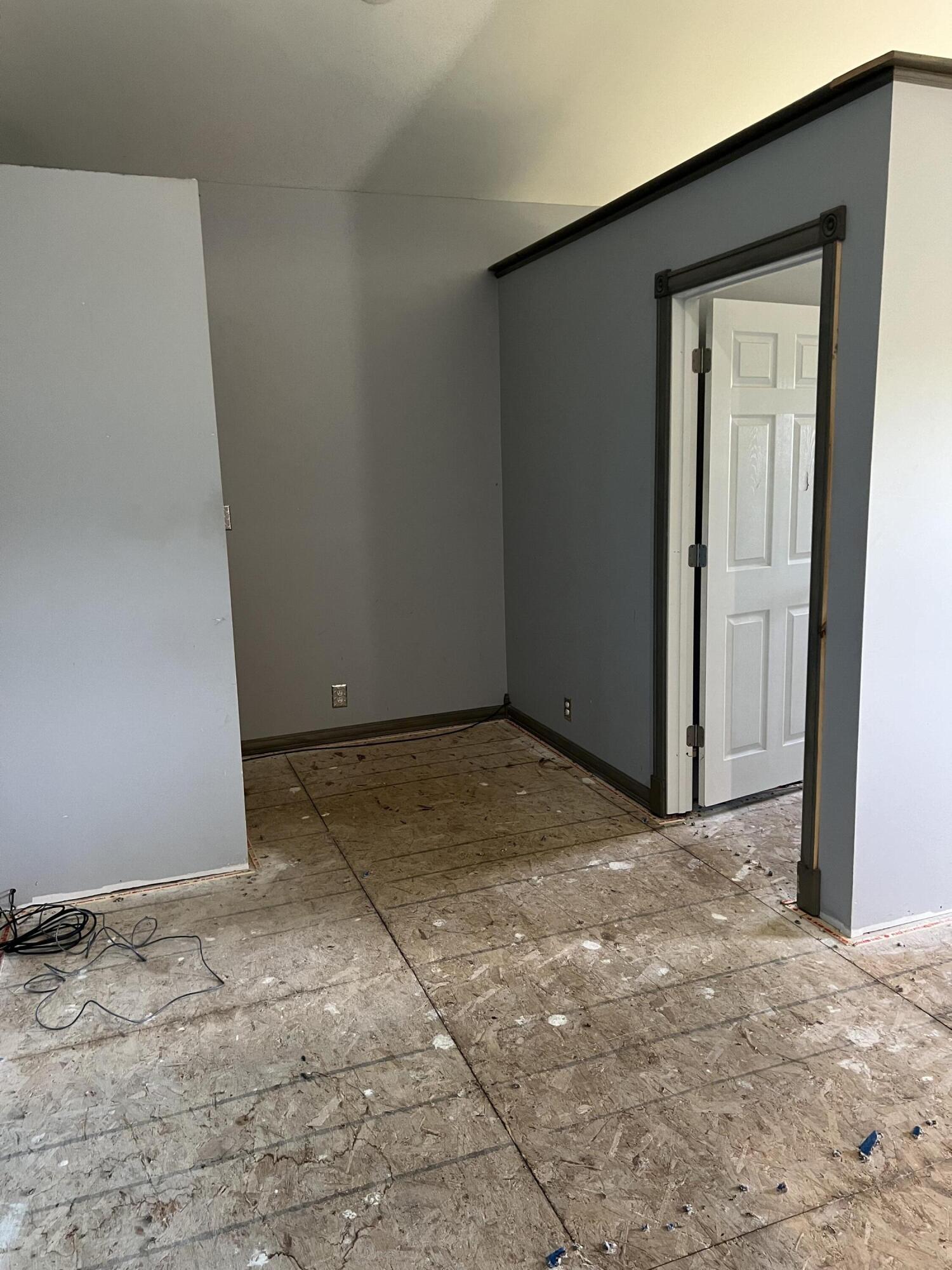 3906 N Fail Road