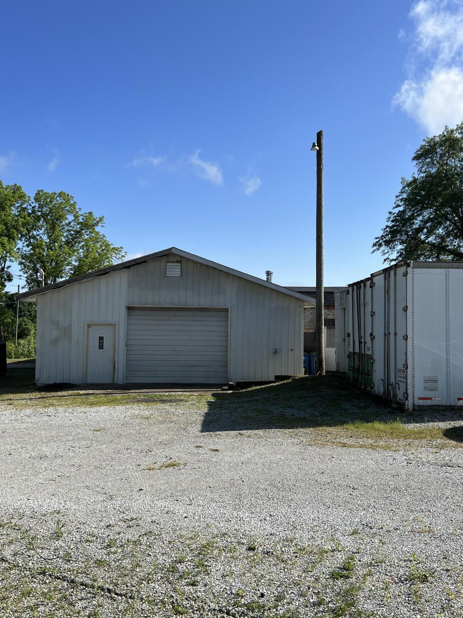 3906 N Fail Road
