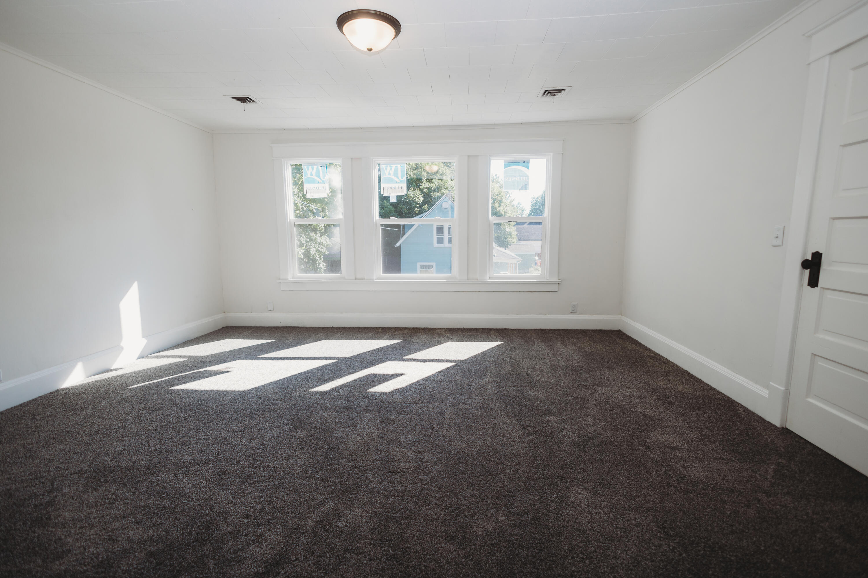 905 Linwood Avenue