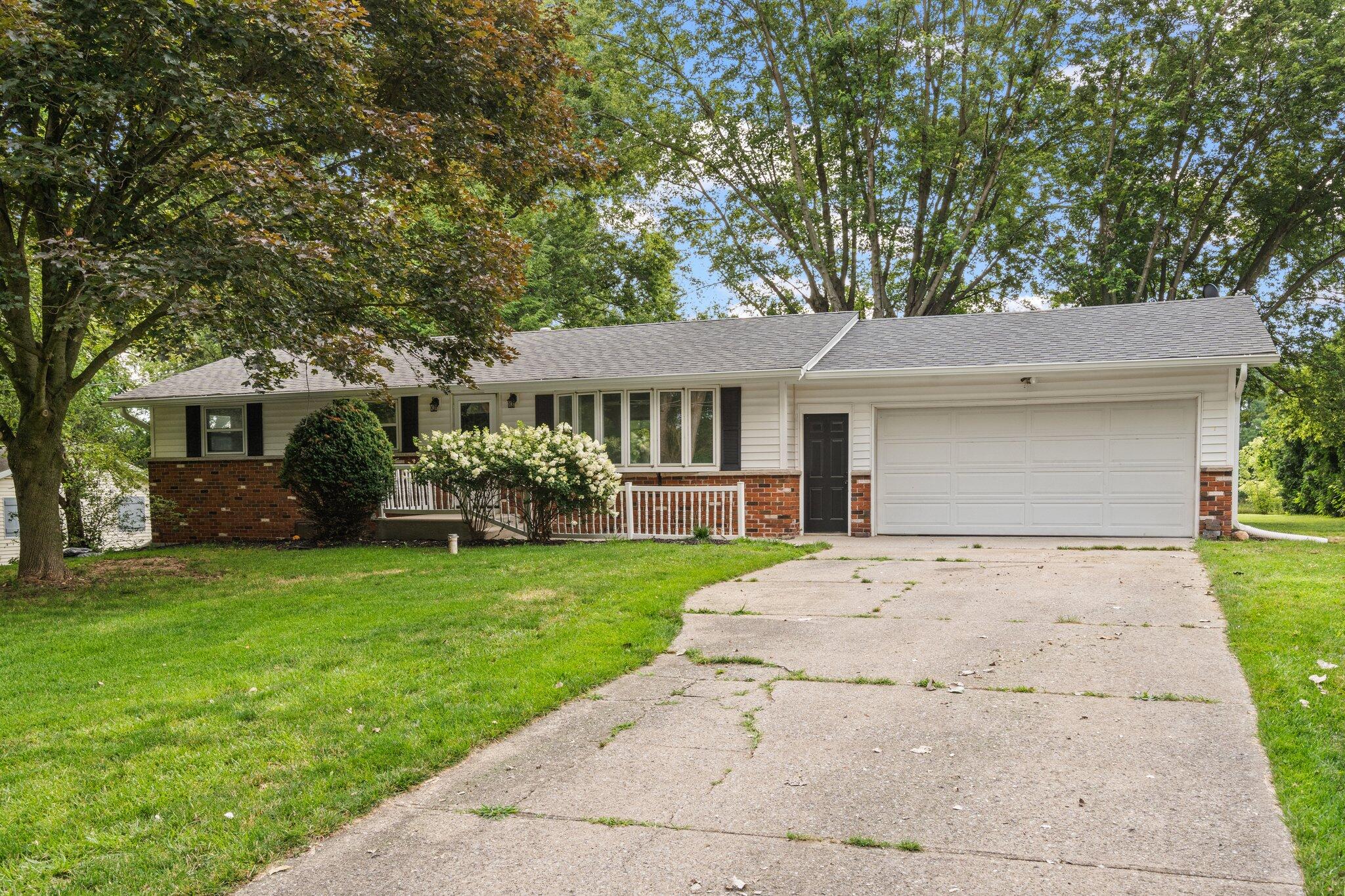 2091 N Lofgren Road