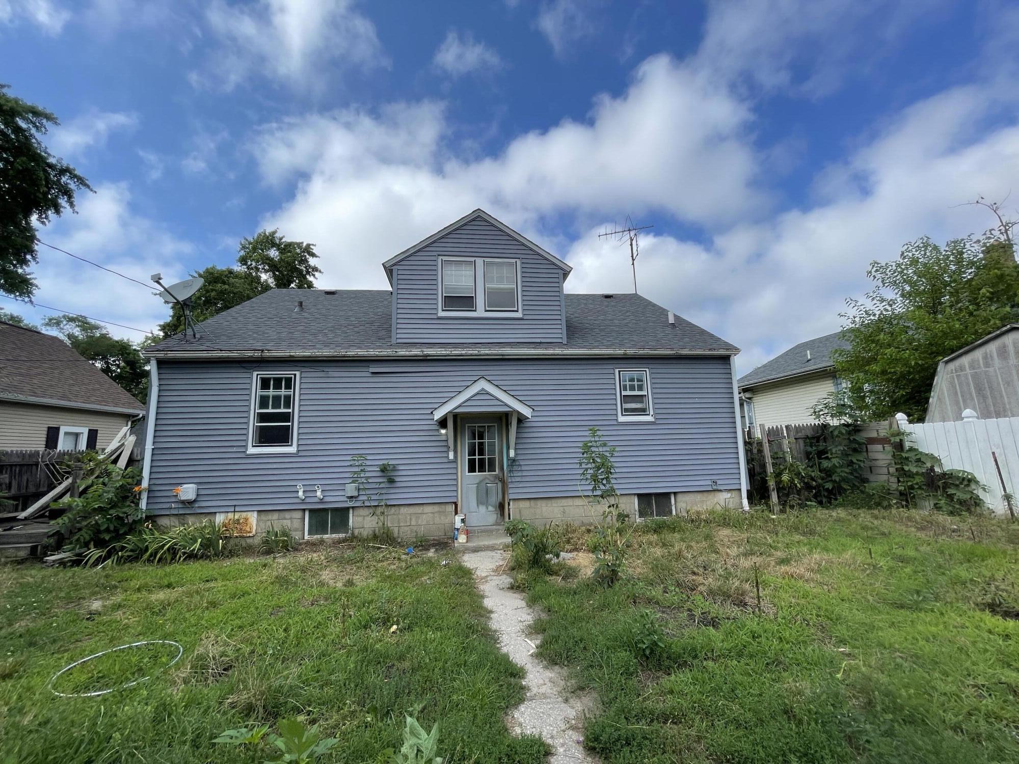 821 E Homer Street