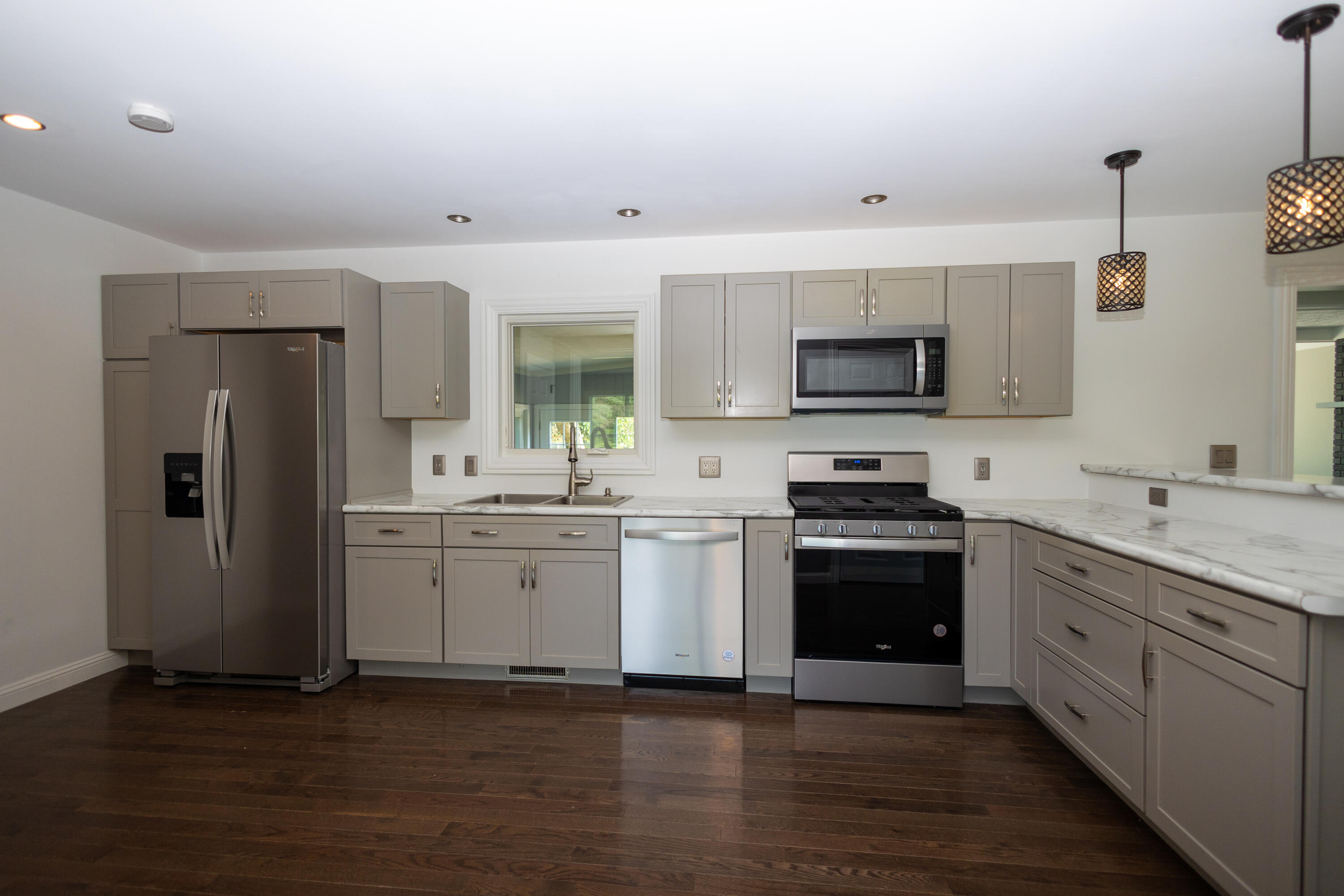 322 W Powell Drive