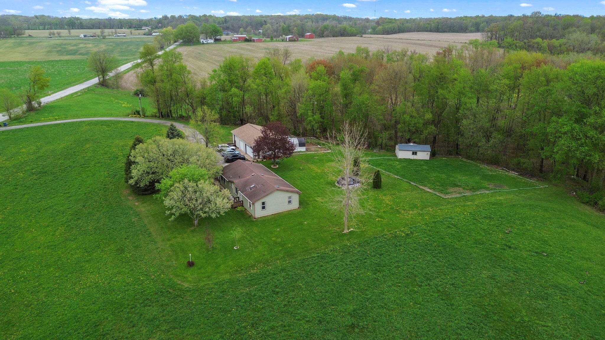 7879 N Emery Road