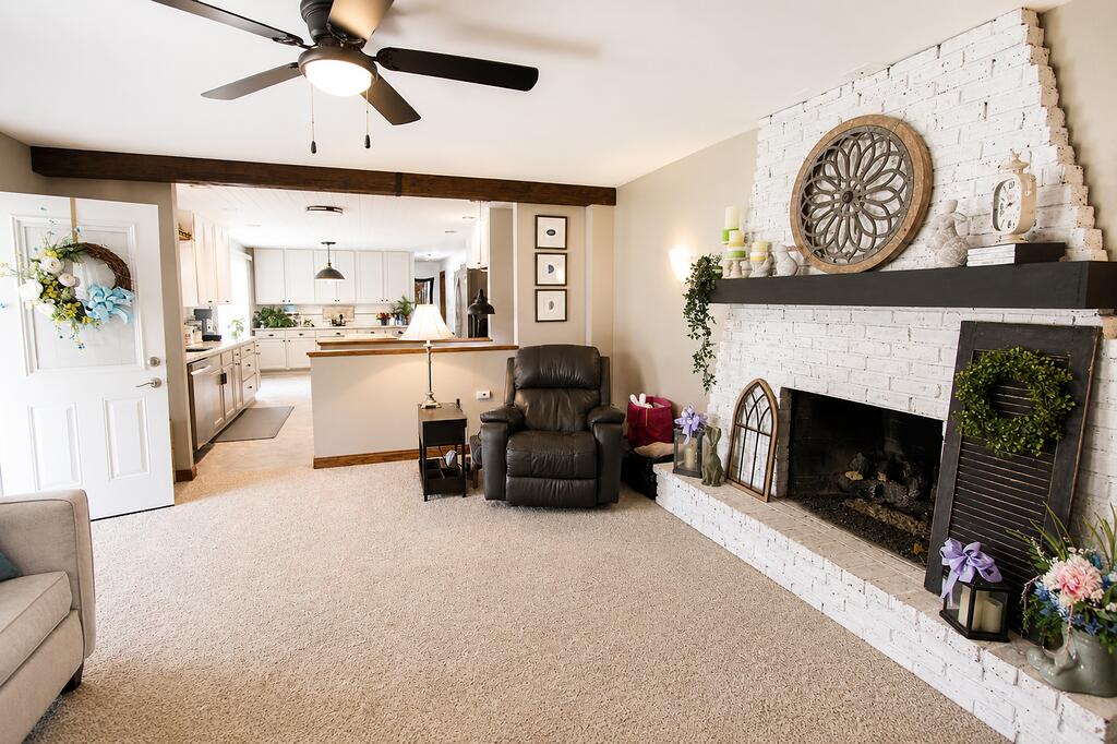 55585 Blue Jay Drive