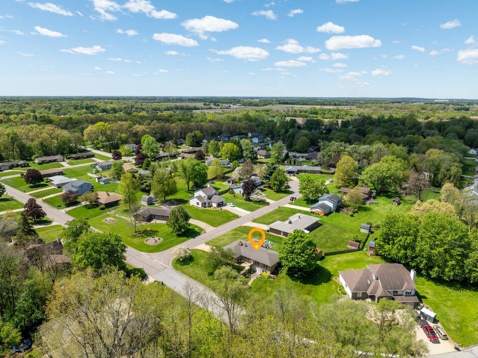 55585 Blue Jay Drive