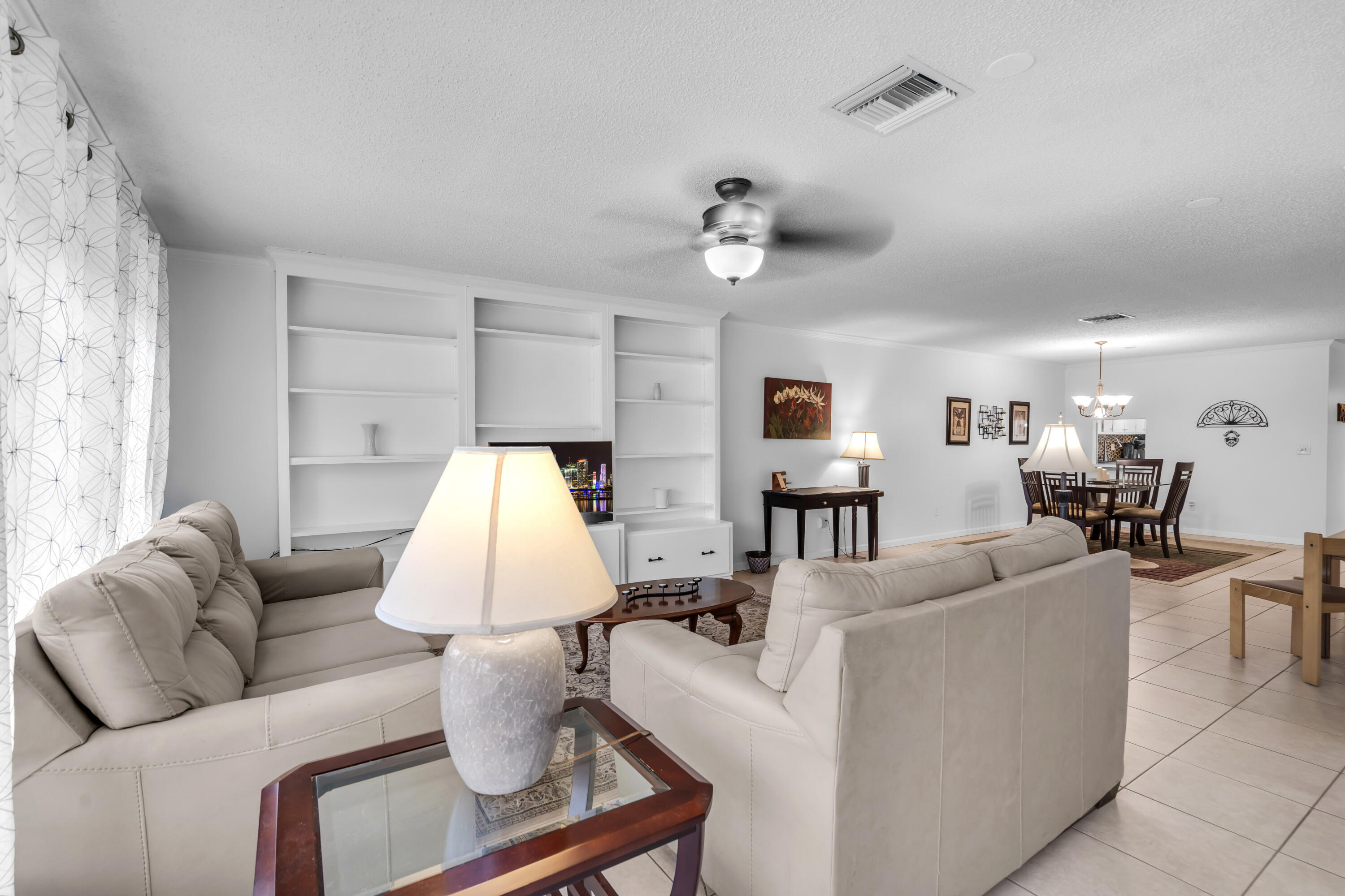 2886 Fernley Drive E 76