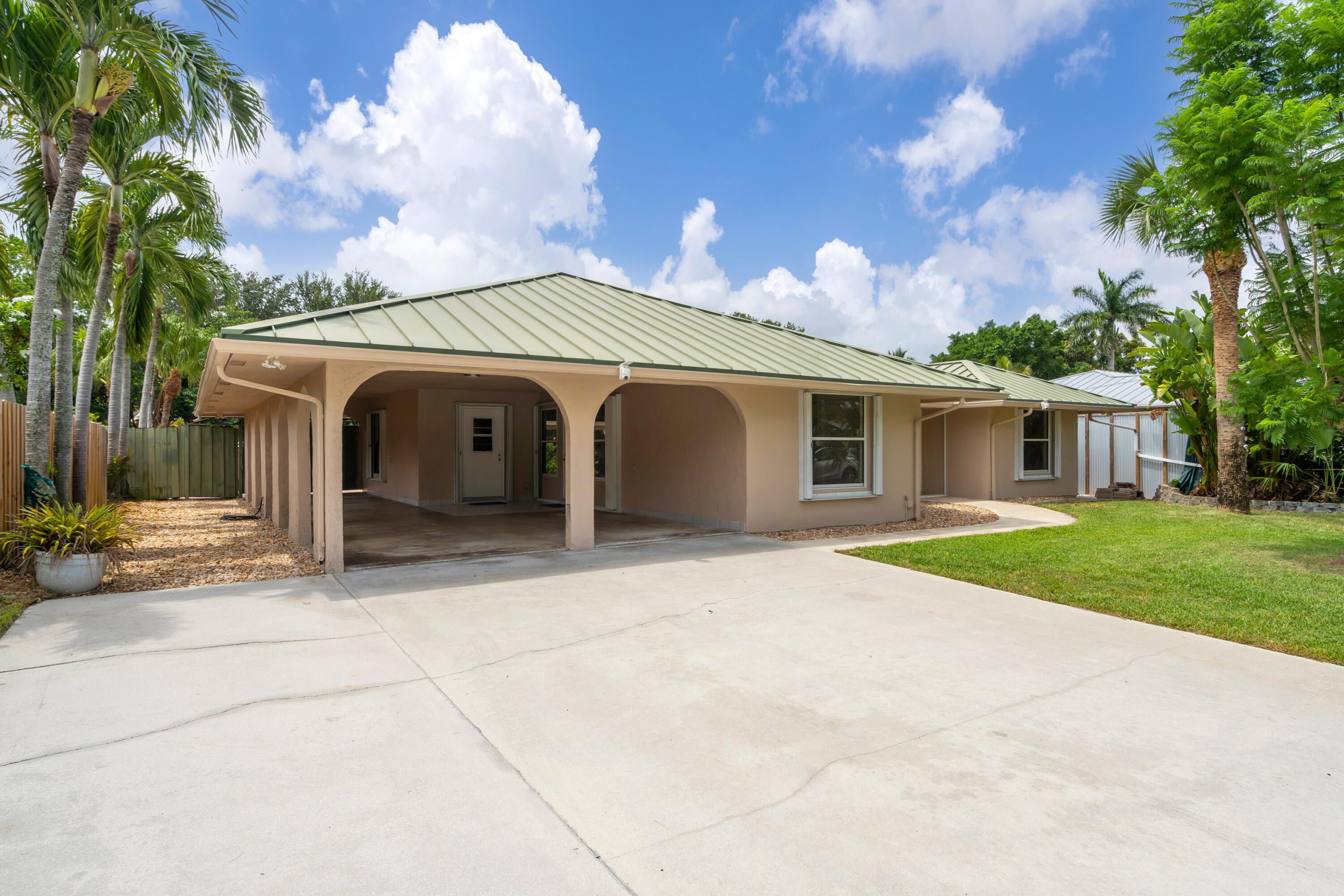 1045 Coral Drive
