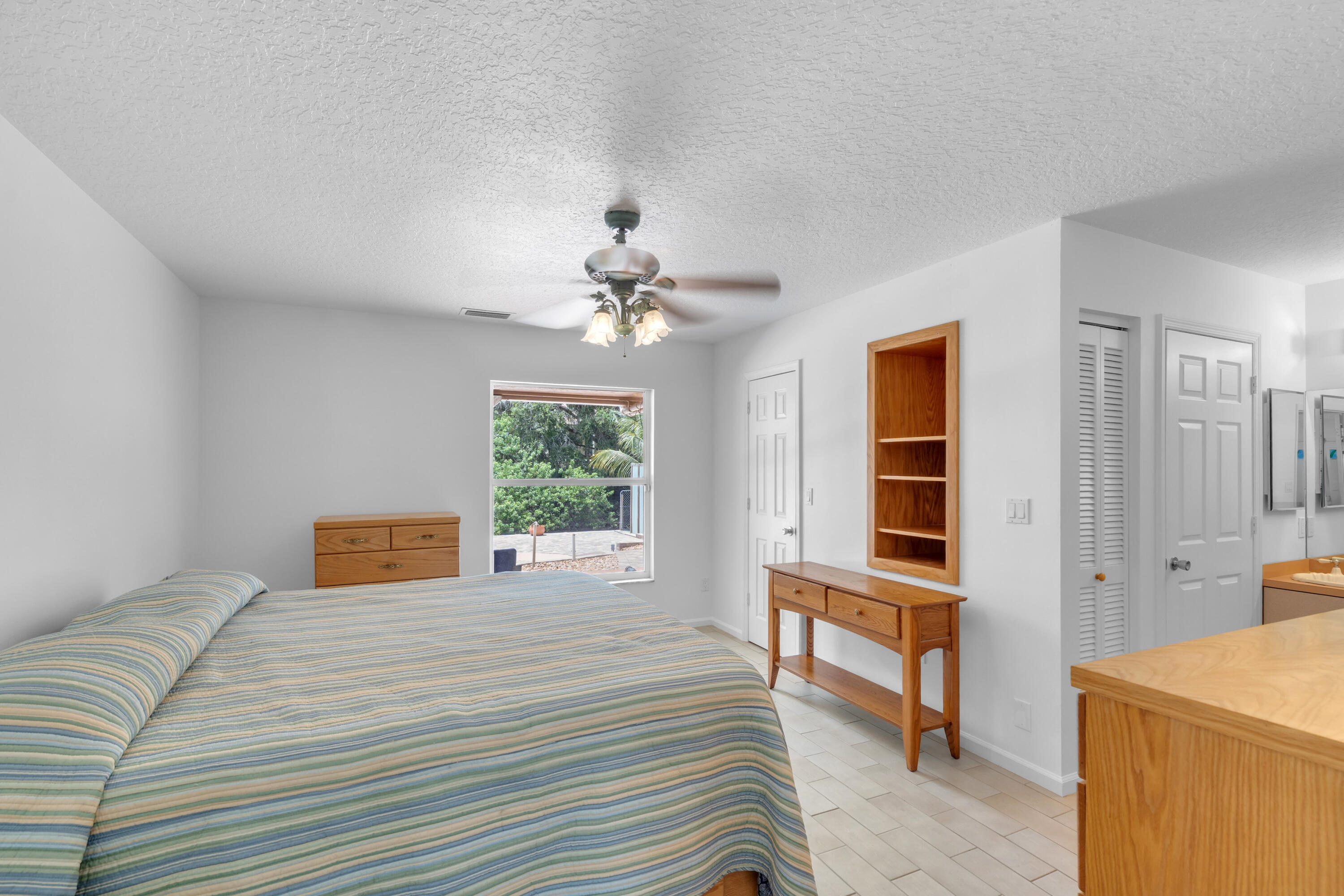 1045 Coral Drive