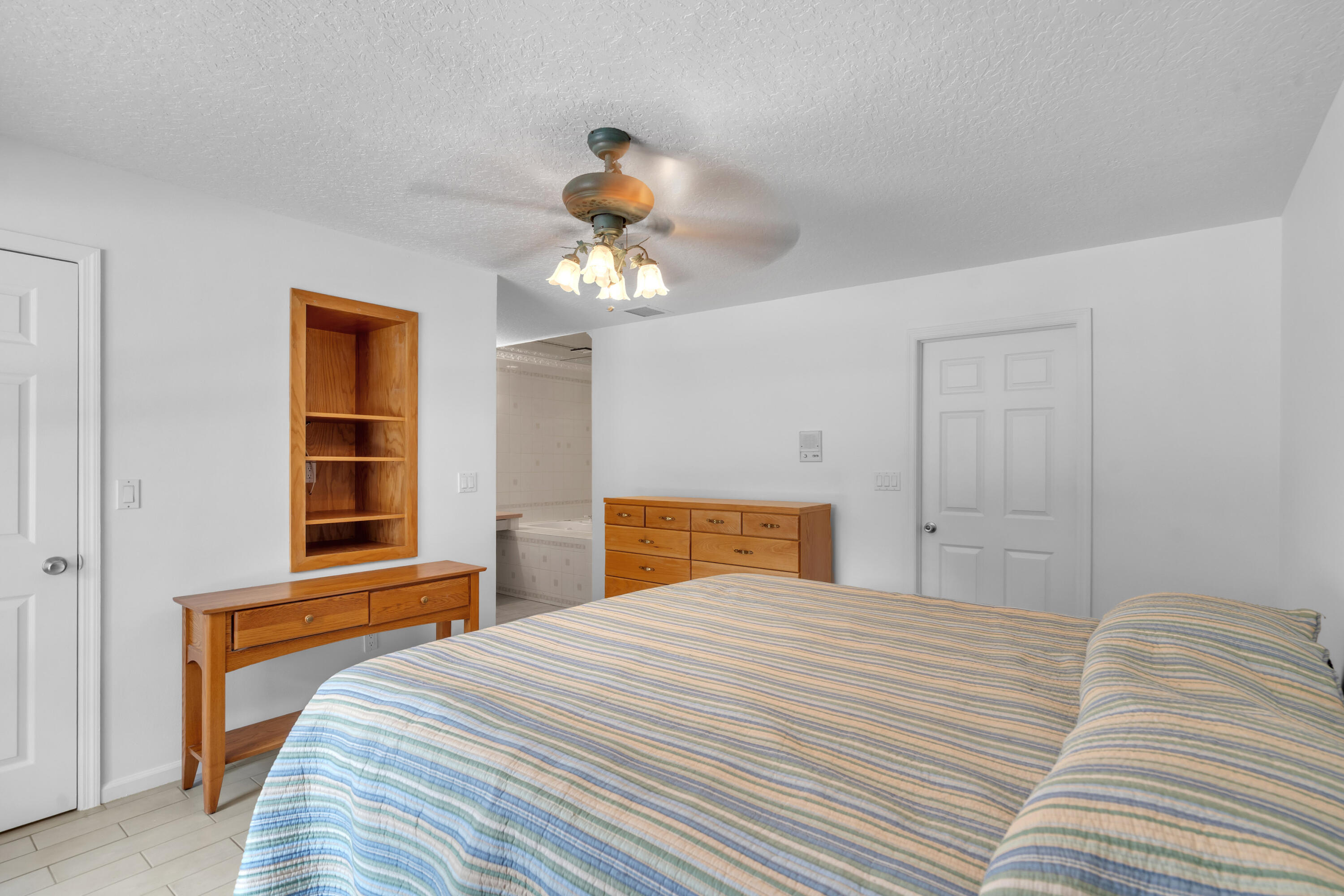 1045 Coral Drive