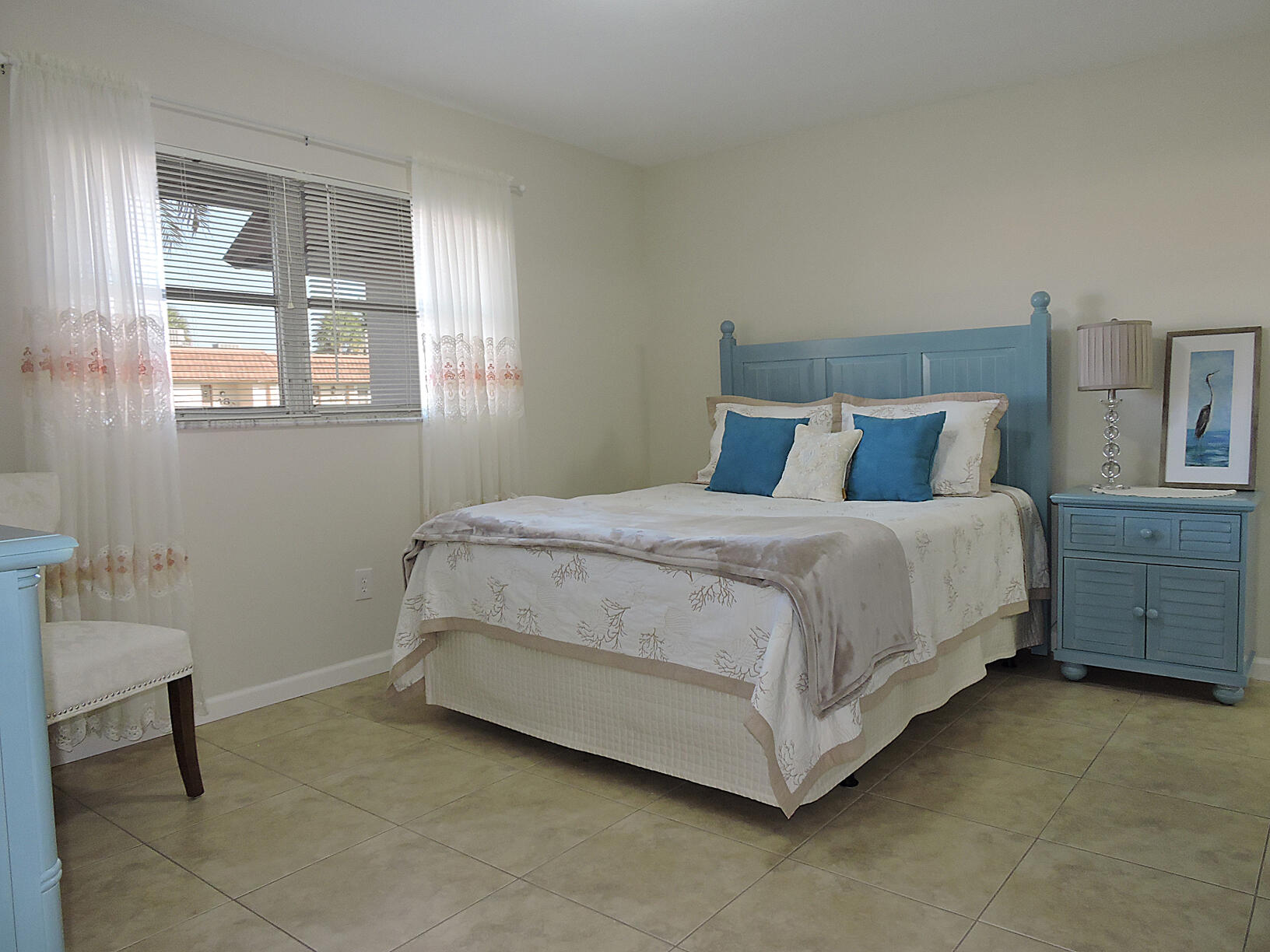 5725 Fernley Drive E 36