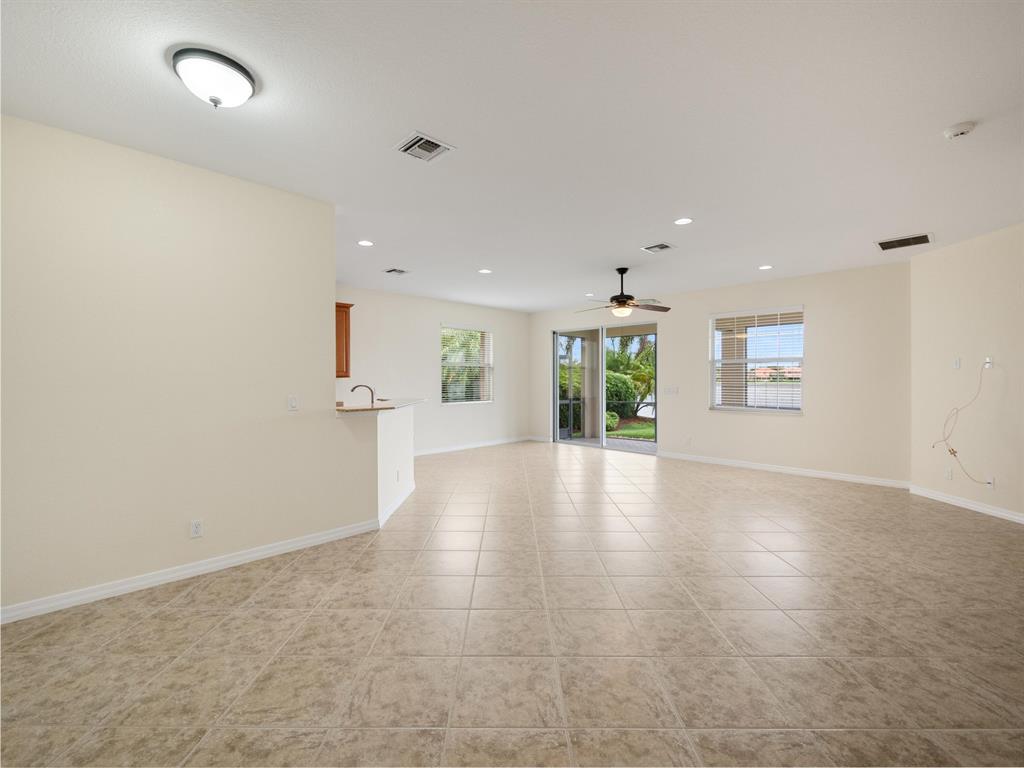 10691 Ivanhoe Lane
