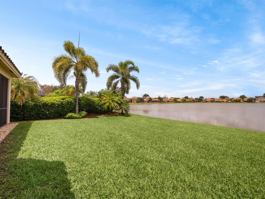 10691 Ivanhoe Lane