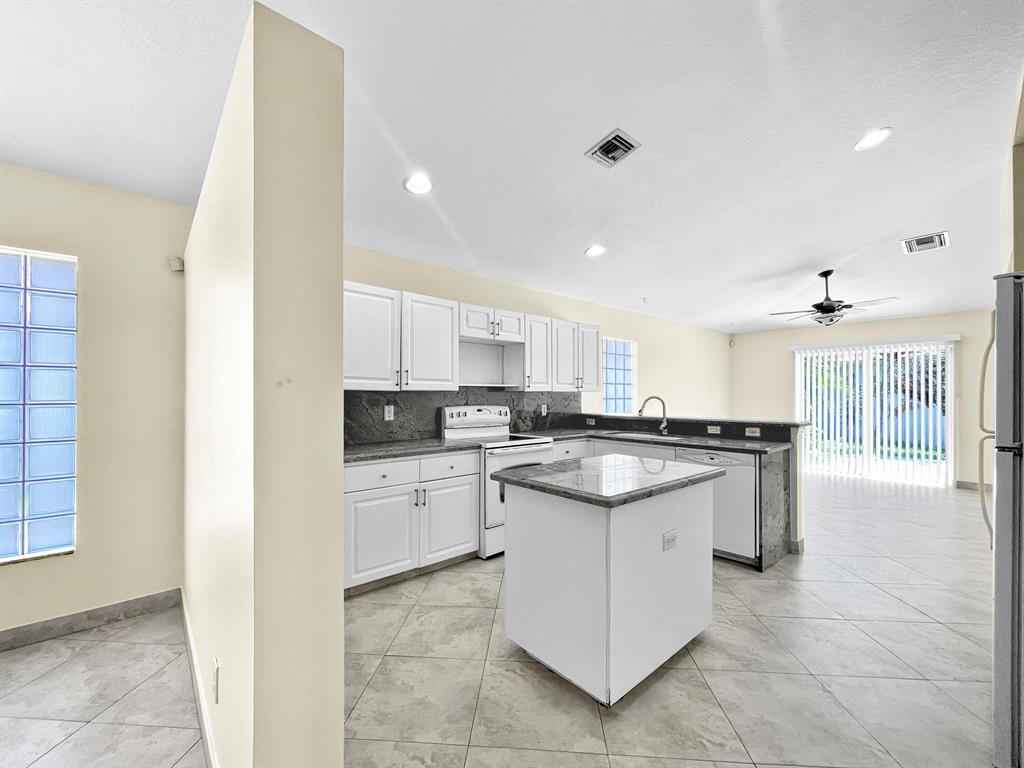 1640 Carriage Brooke Drive