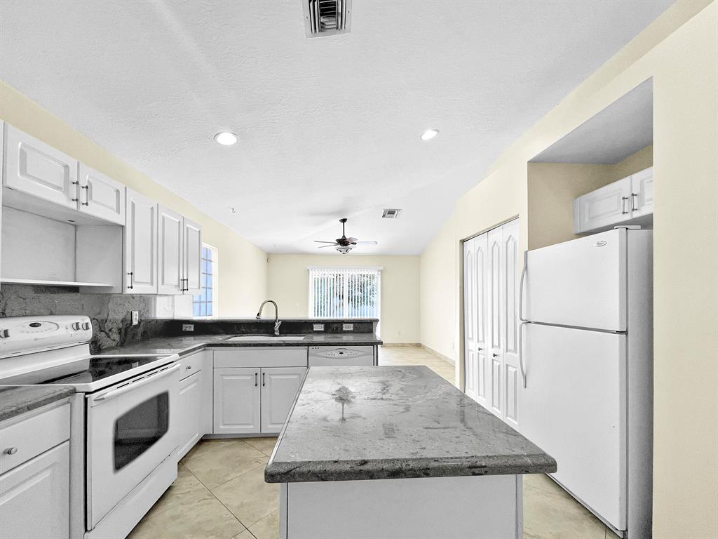 1640 Carriage Brooke Drive