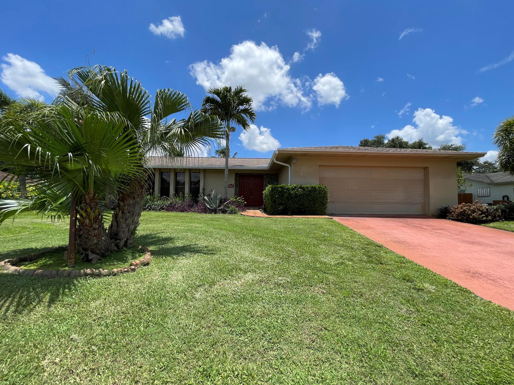 7314 Oakmont Drive