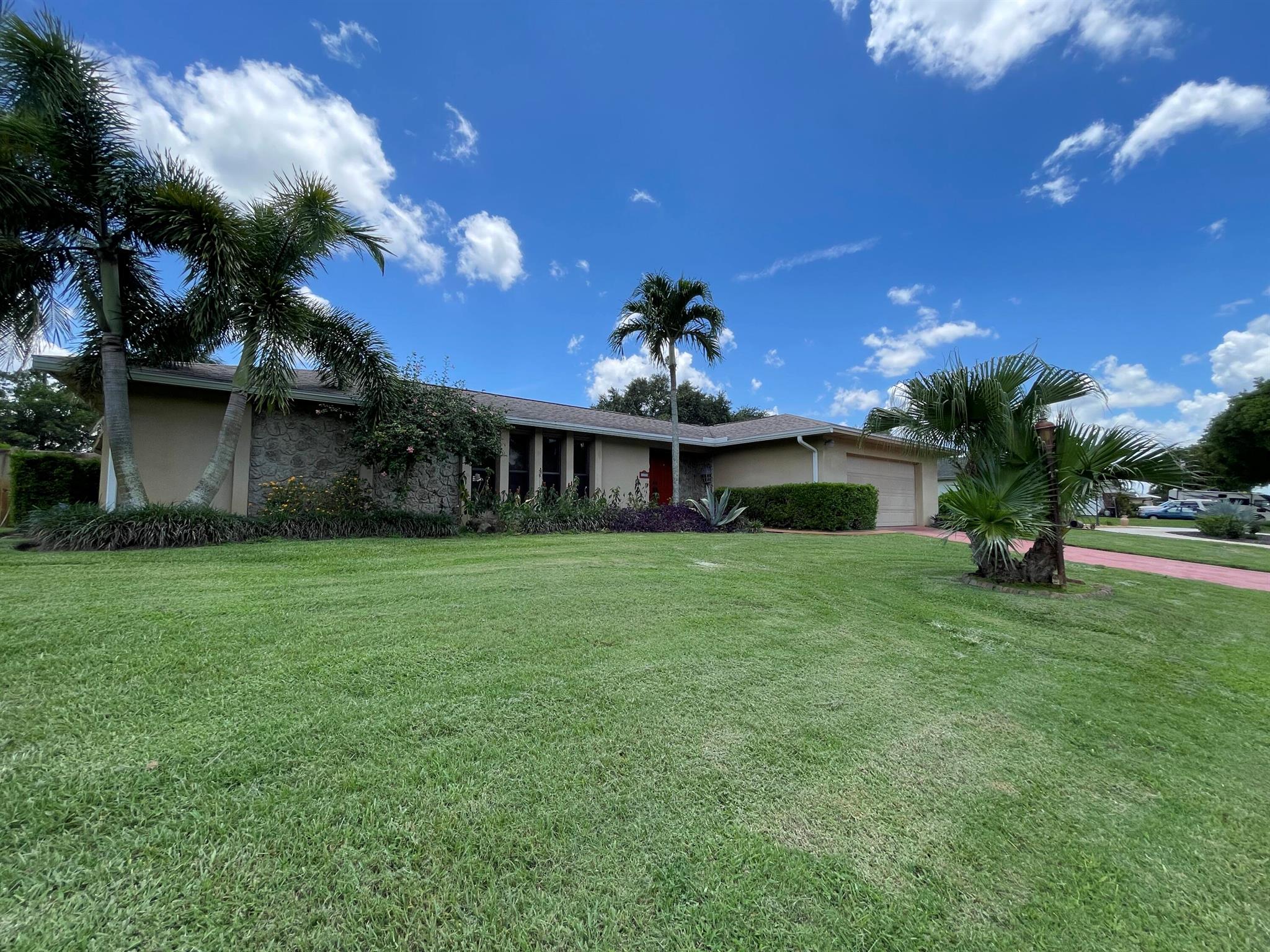 7314 Oakmont Drive