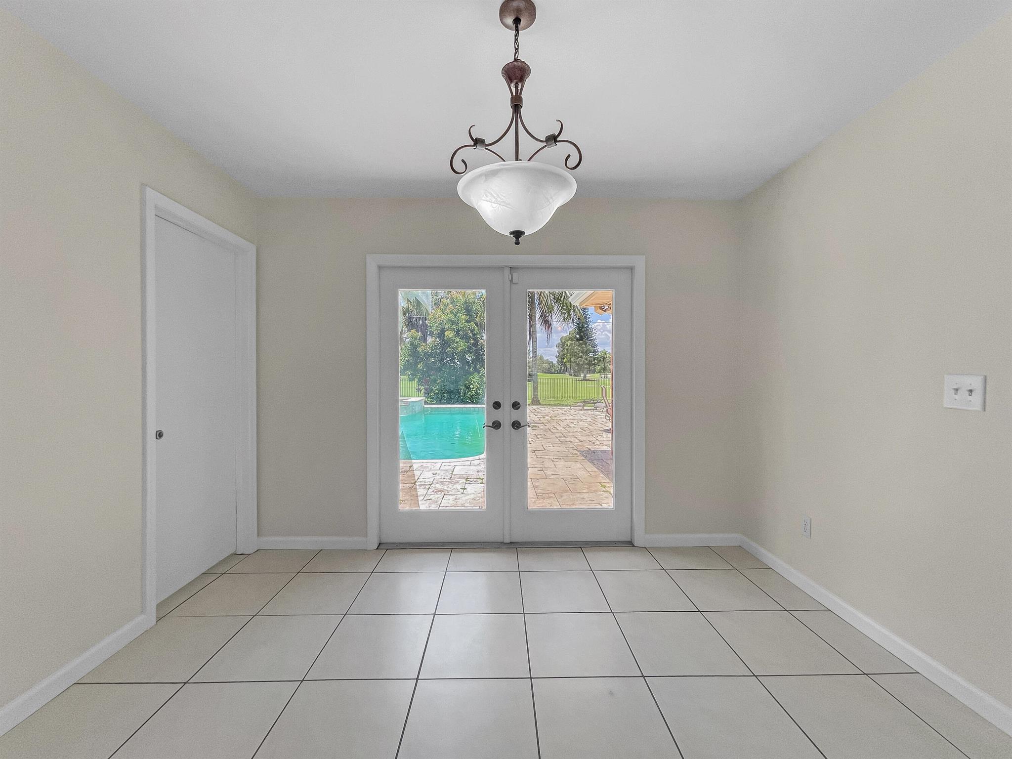 7314 Oakmont Drive