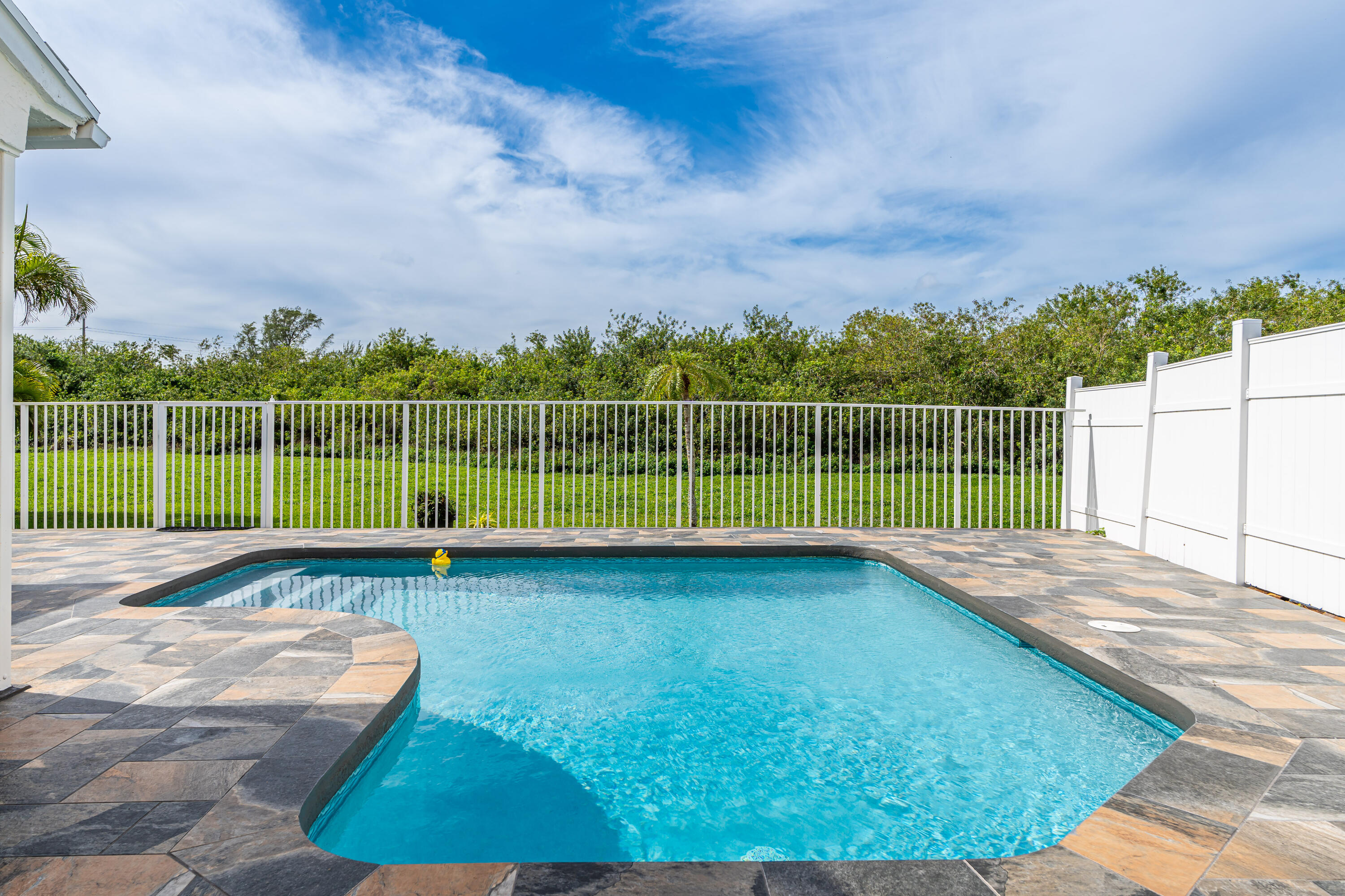 22552 Middletown Drive