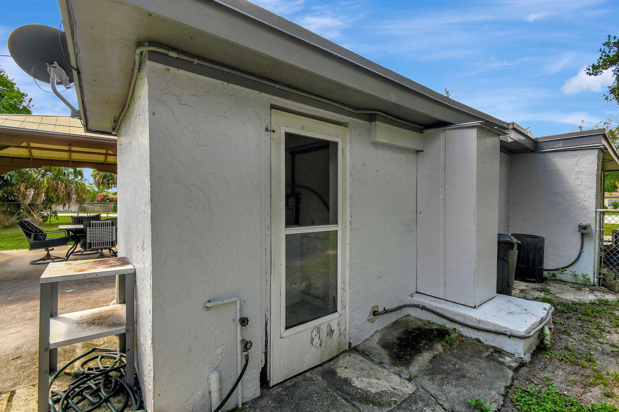 1642 Magnolia Lane