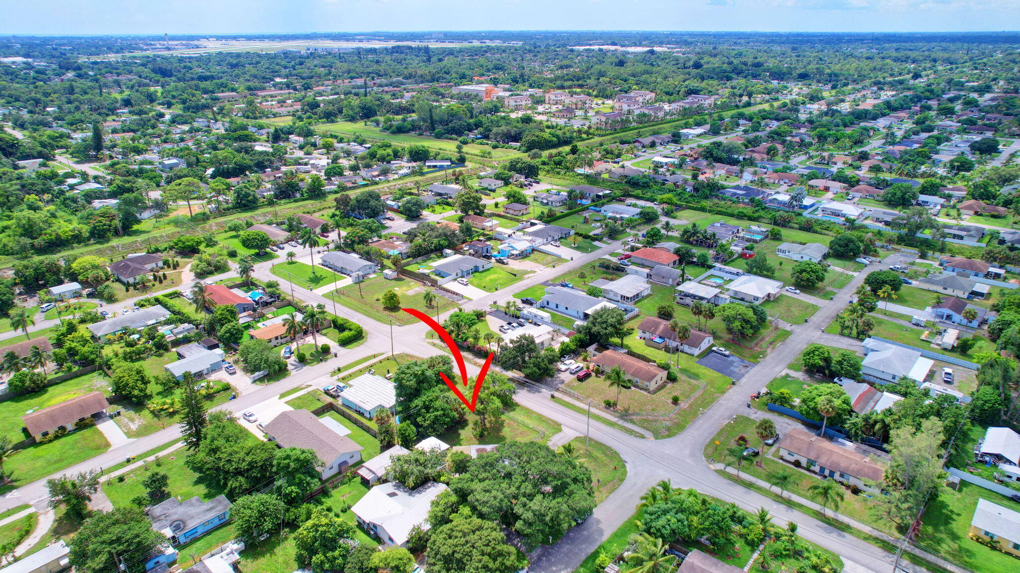 1642 Magnolia Lane