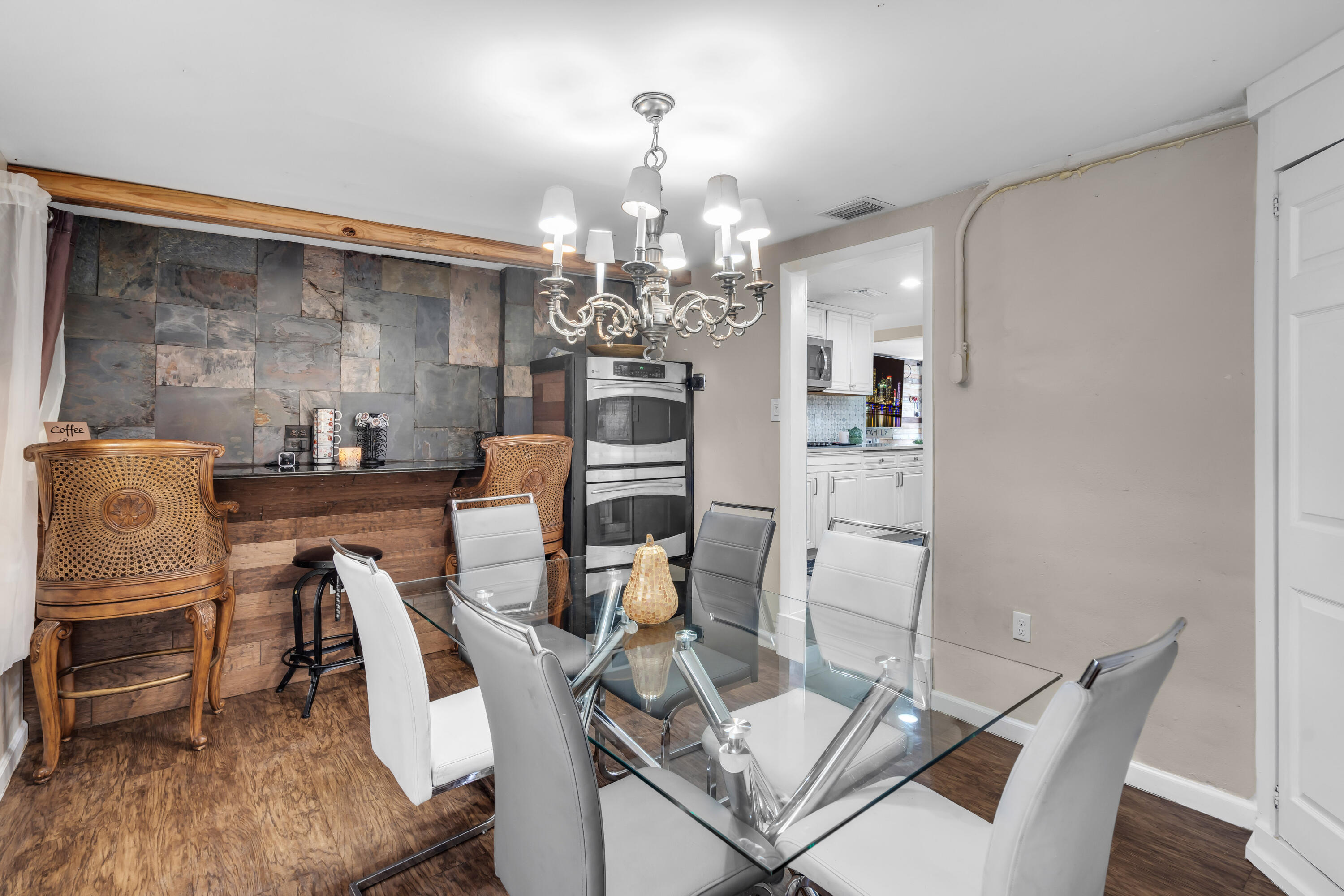 4297 Melaleuca Trail