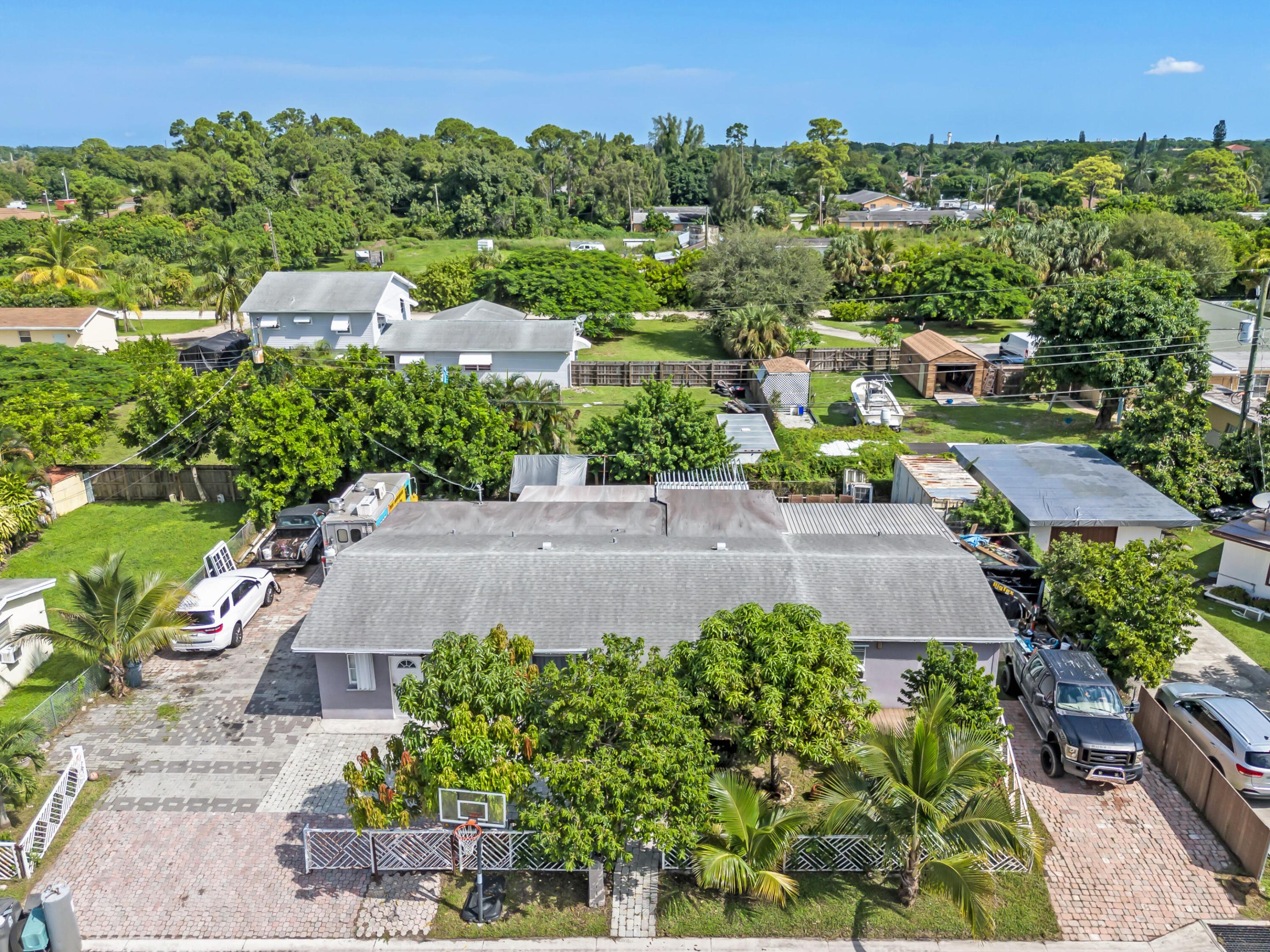 4297 Melaleuca Trail