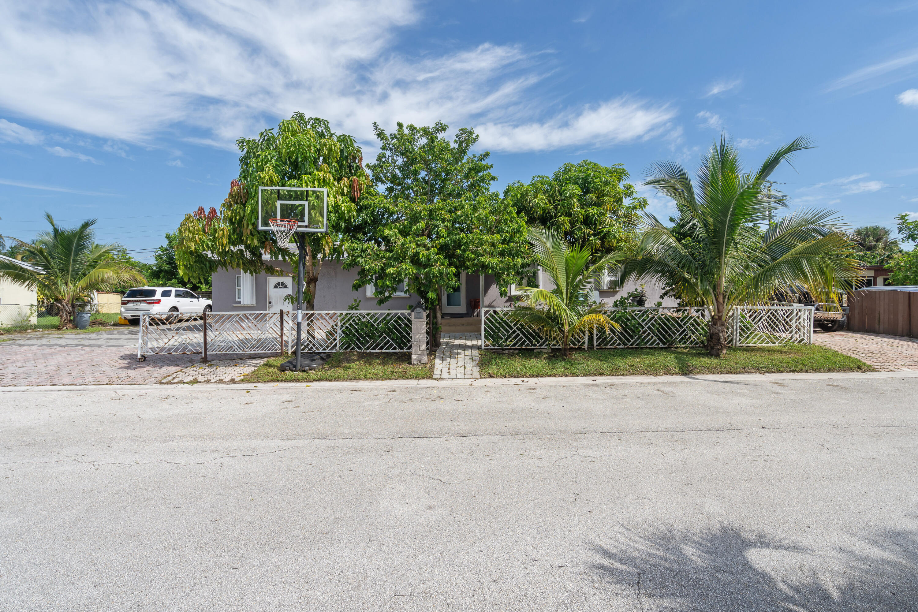 4297 Melaleuca Trail