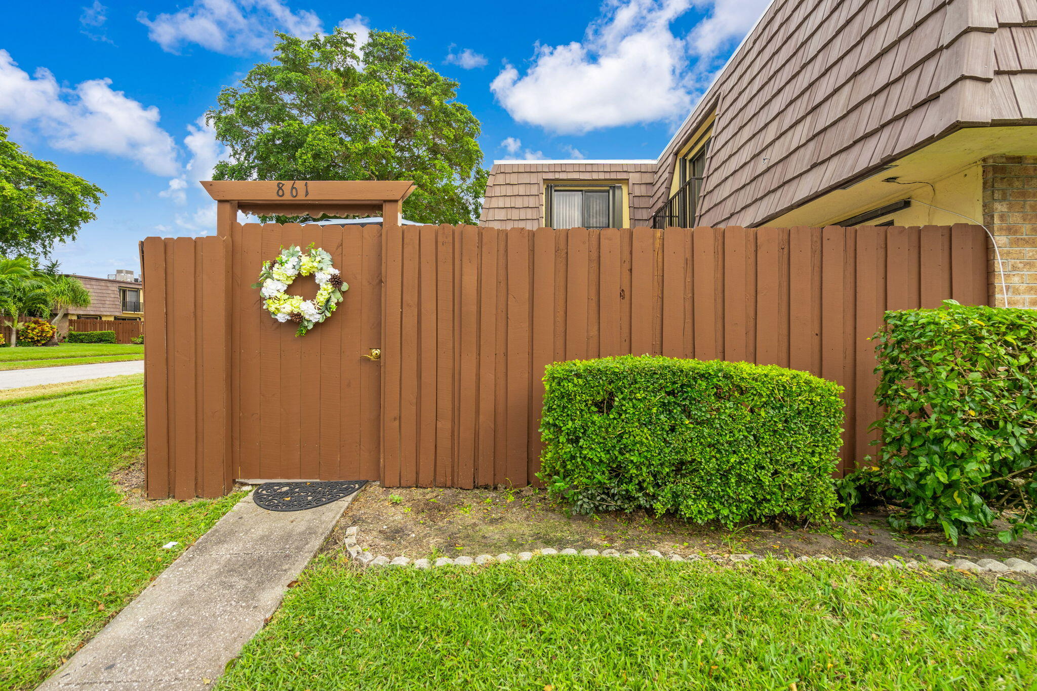 861 Springdale Circle