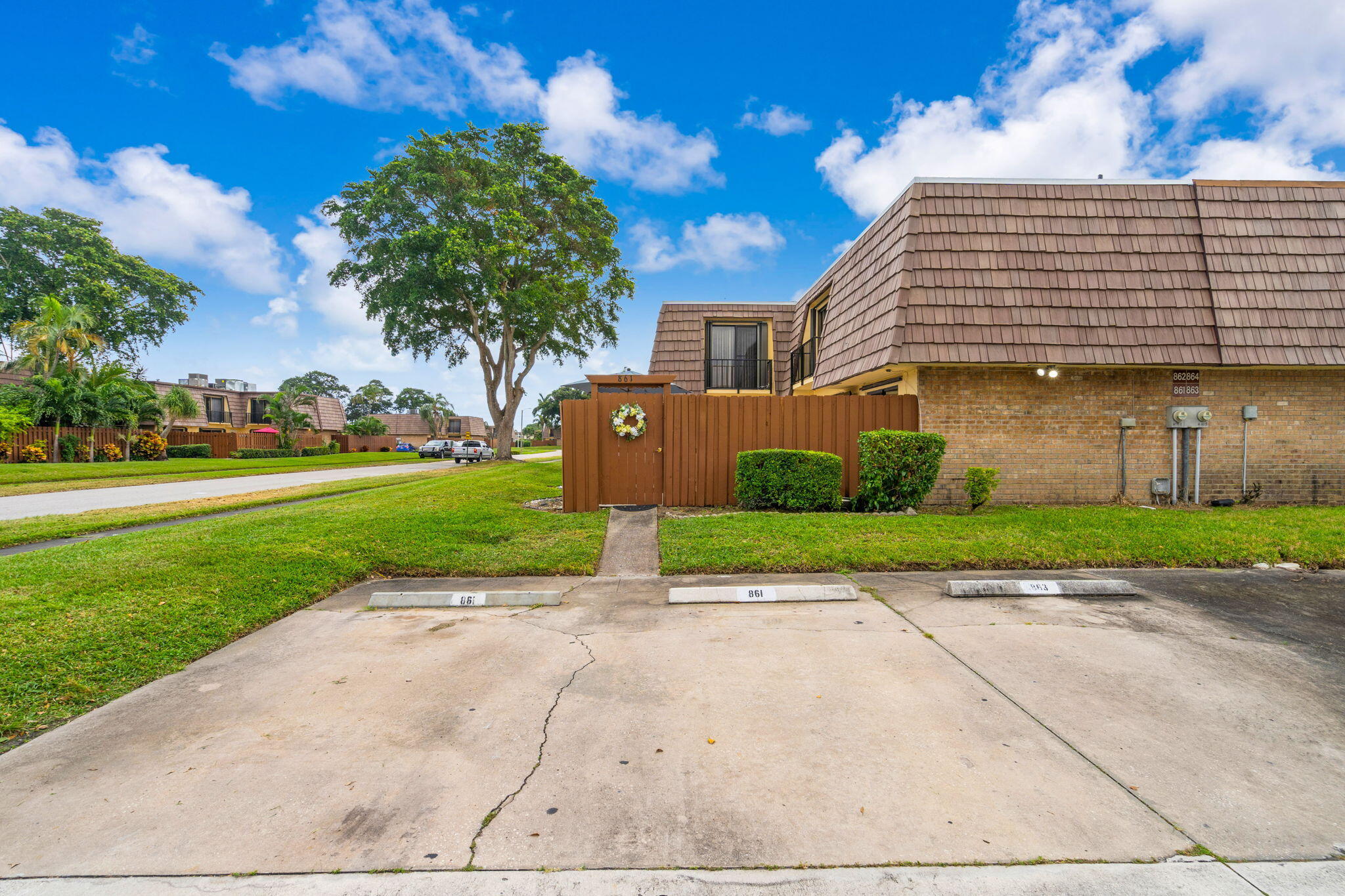 861 Springdale Circle