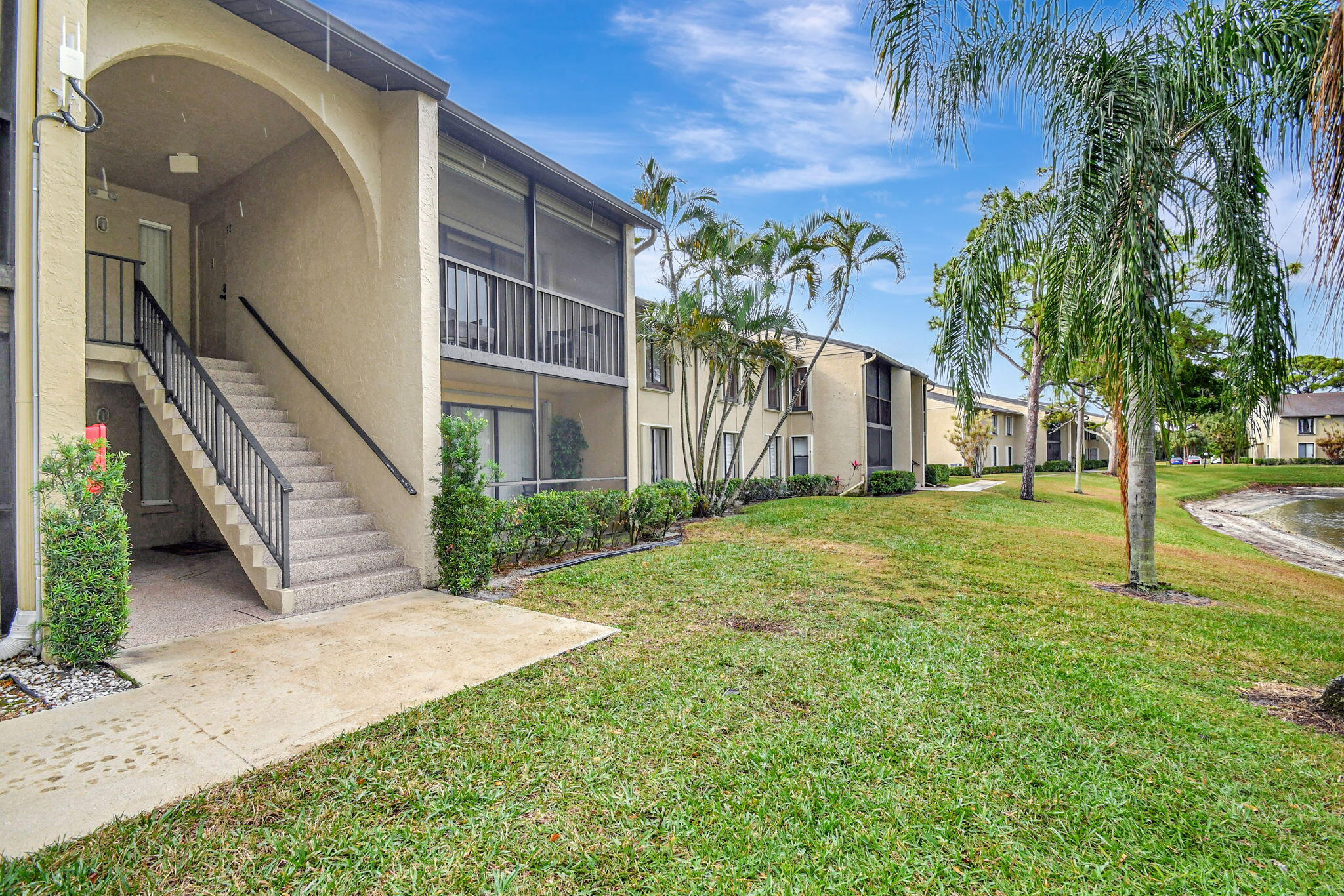 713 Sunny Pine Way F2