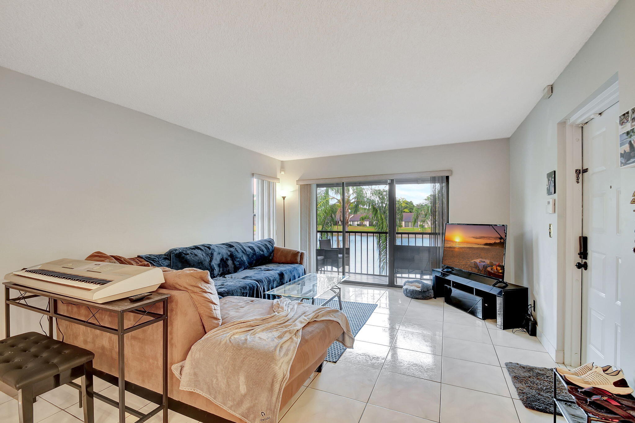 713 Sunny Pine Way F2