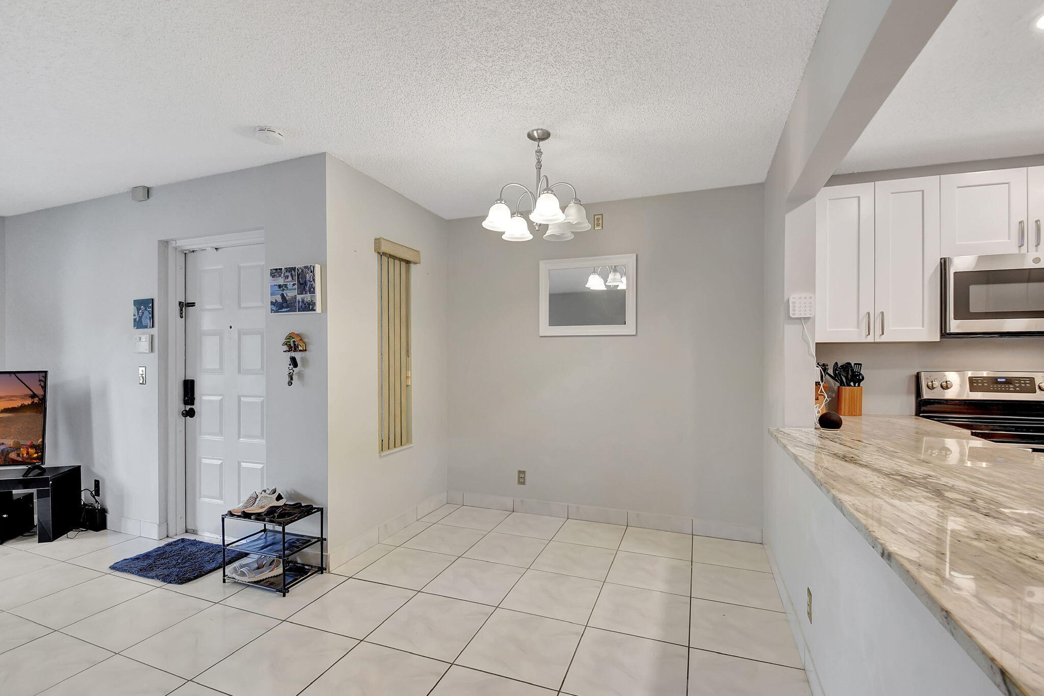 713 Sunny Pine Way F2