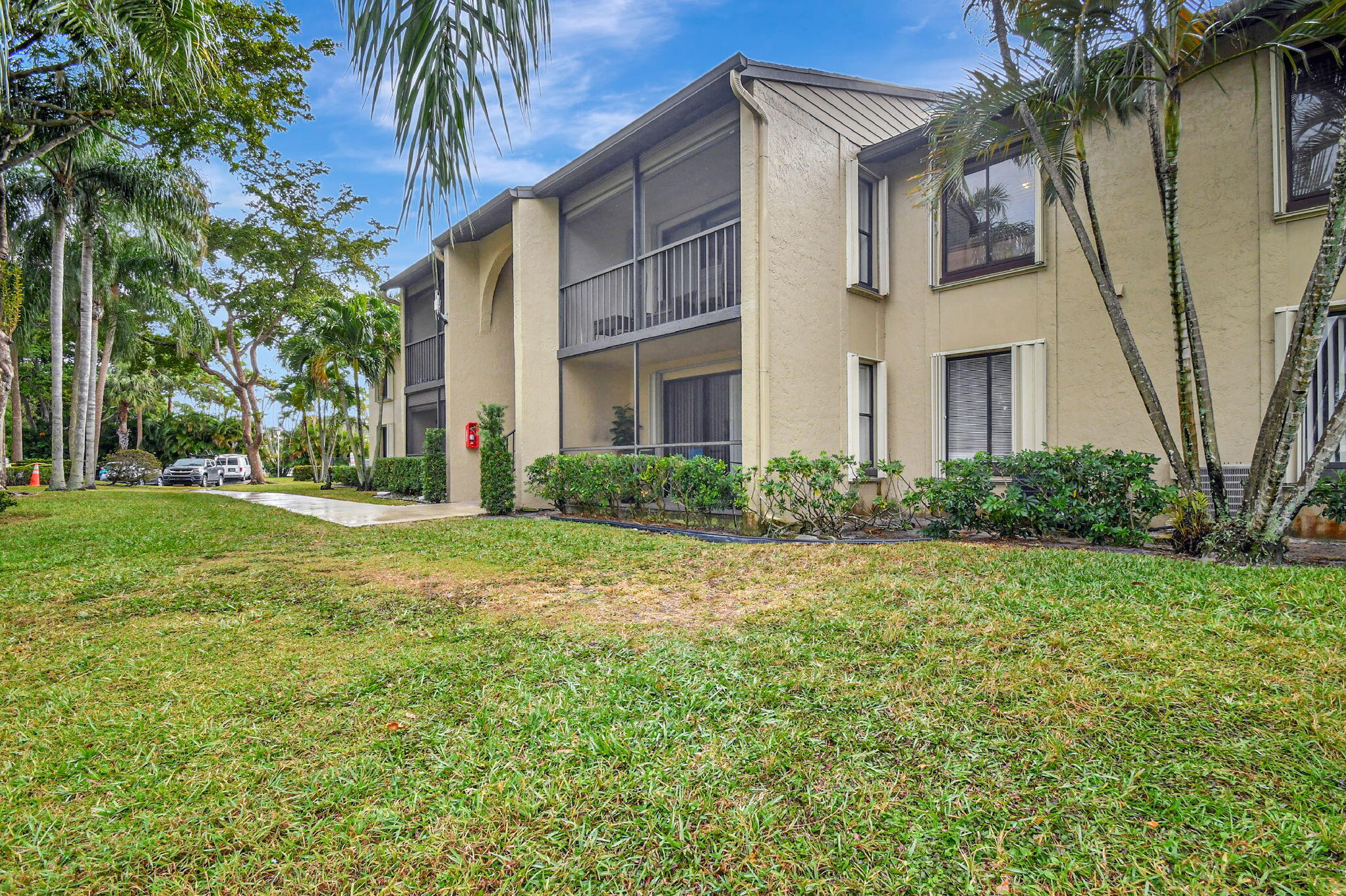713 Sunny Pine Way F2