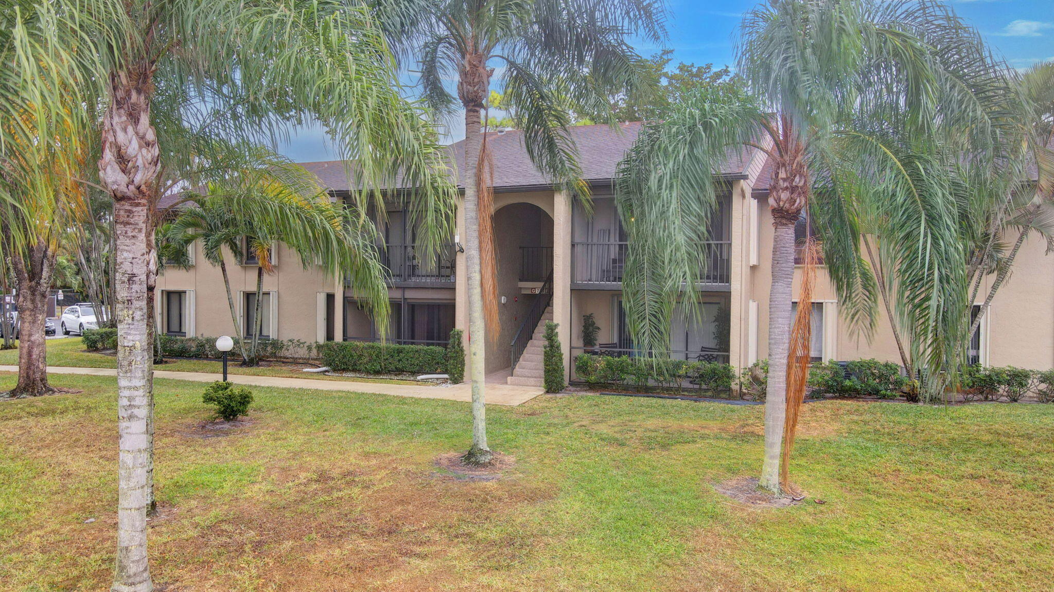 713 Sunny Pine Way F2