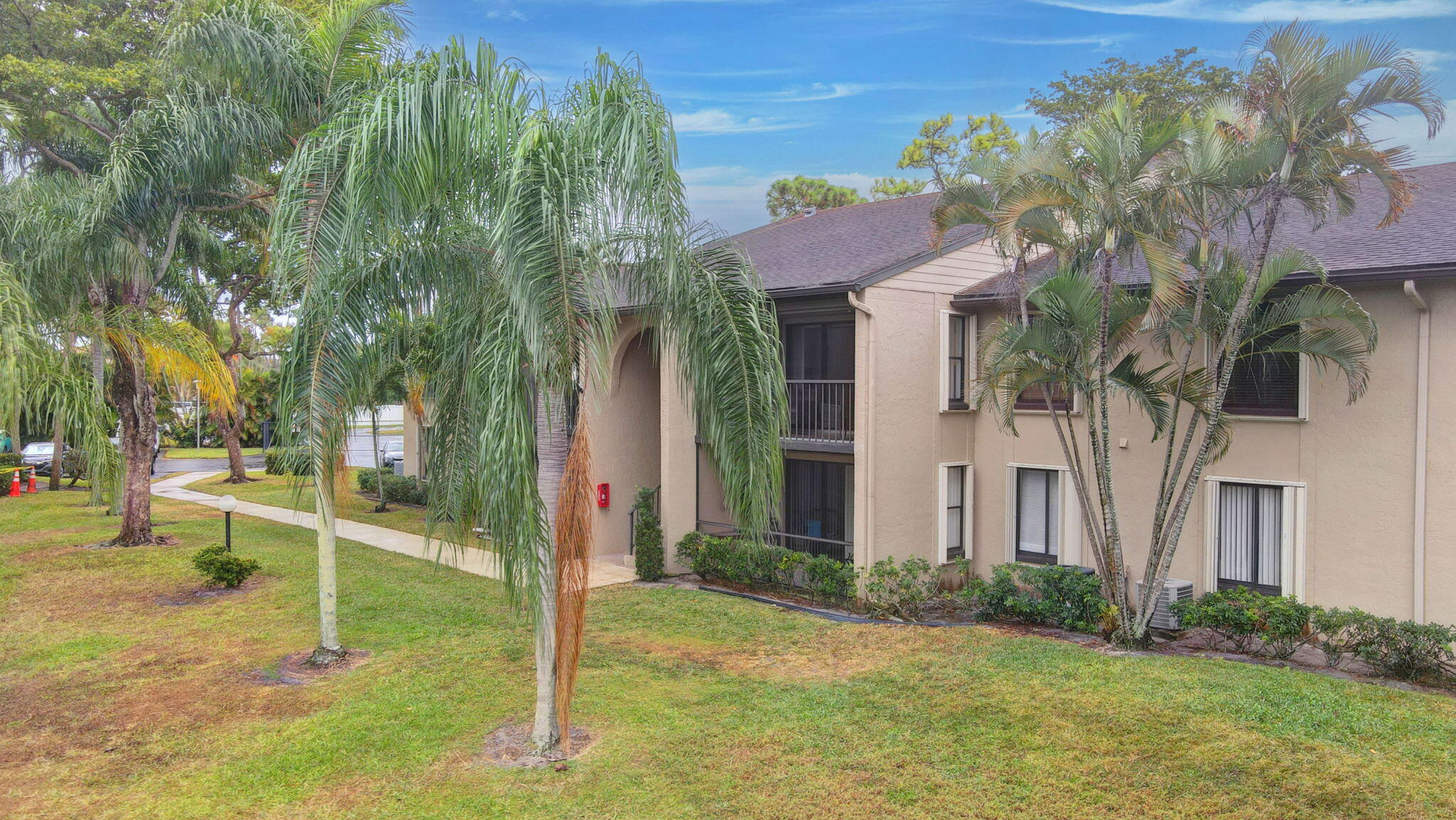 713 Sunny Pine Way F2