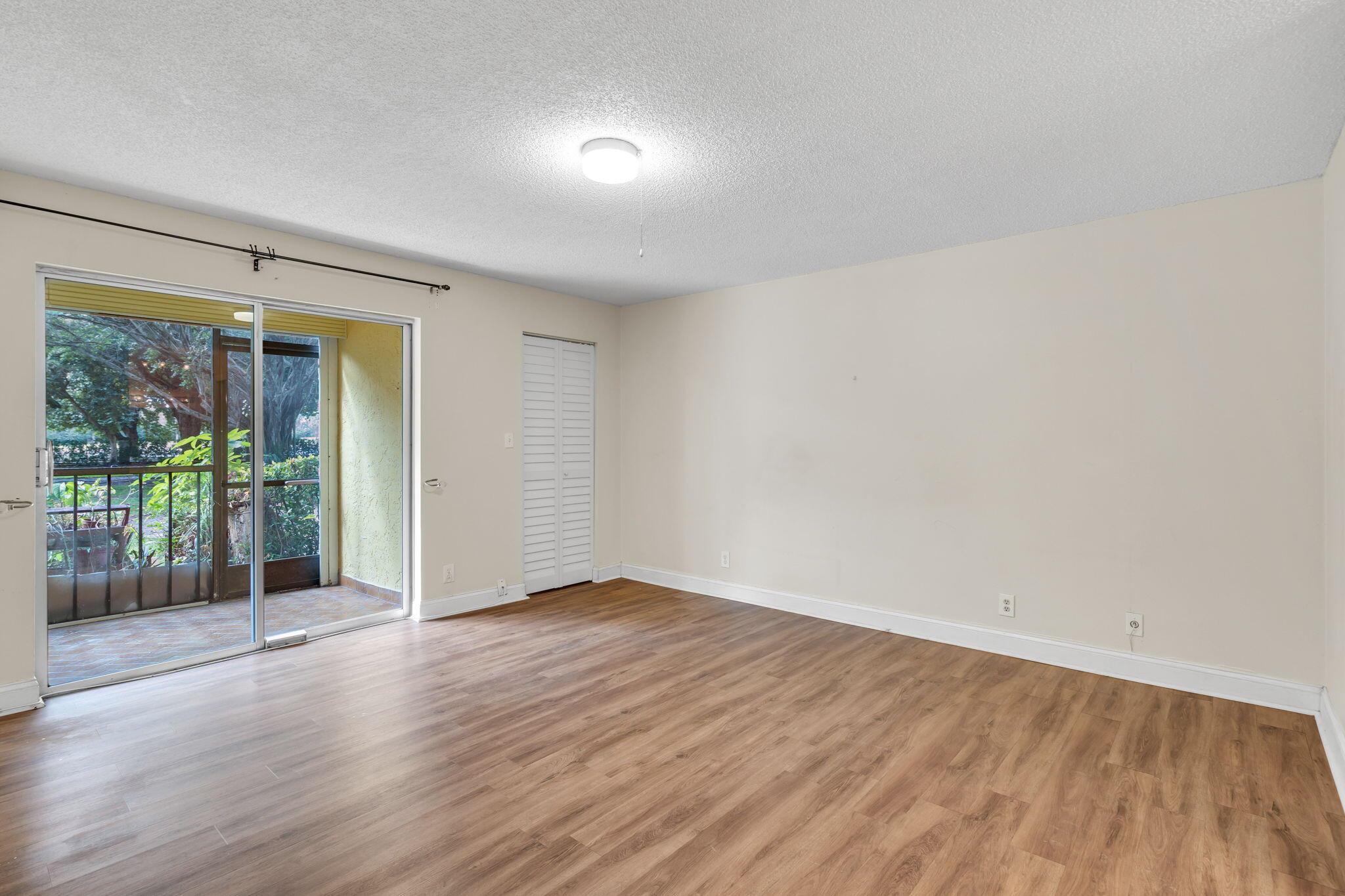 5900 NW 44th Street 106