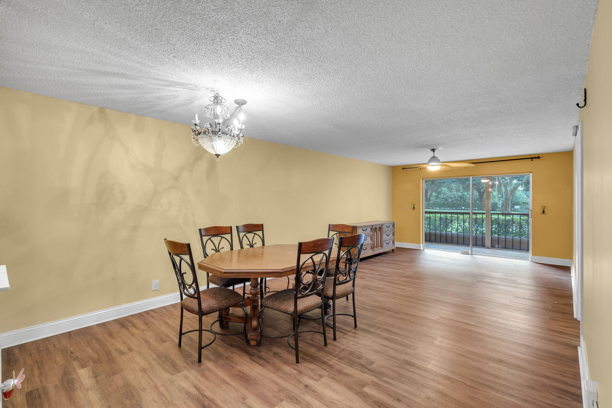 5900 NW 44th Street 106
