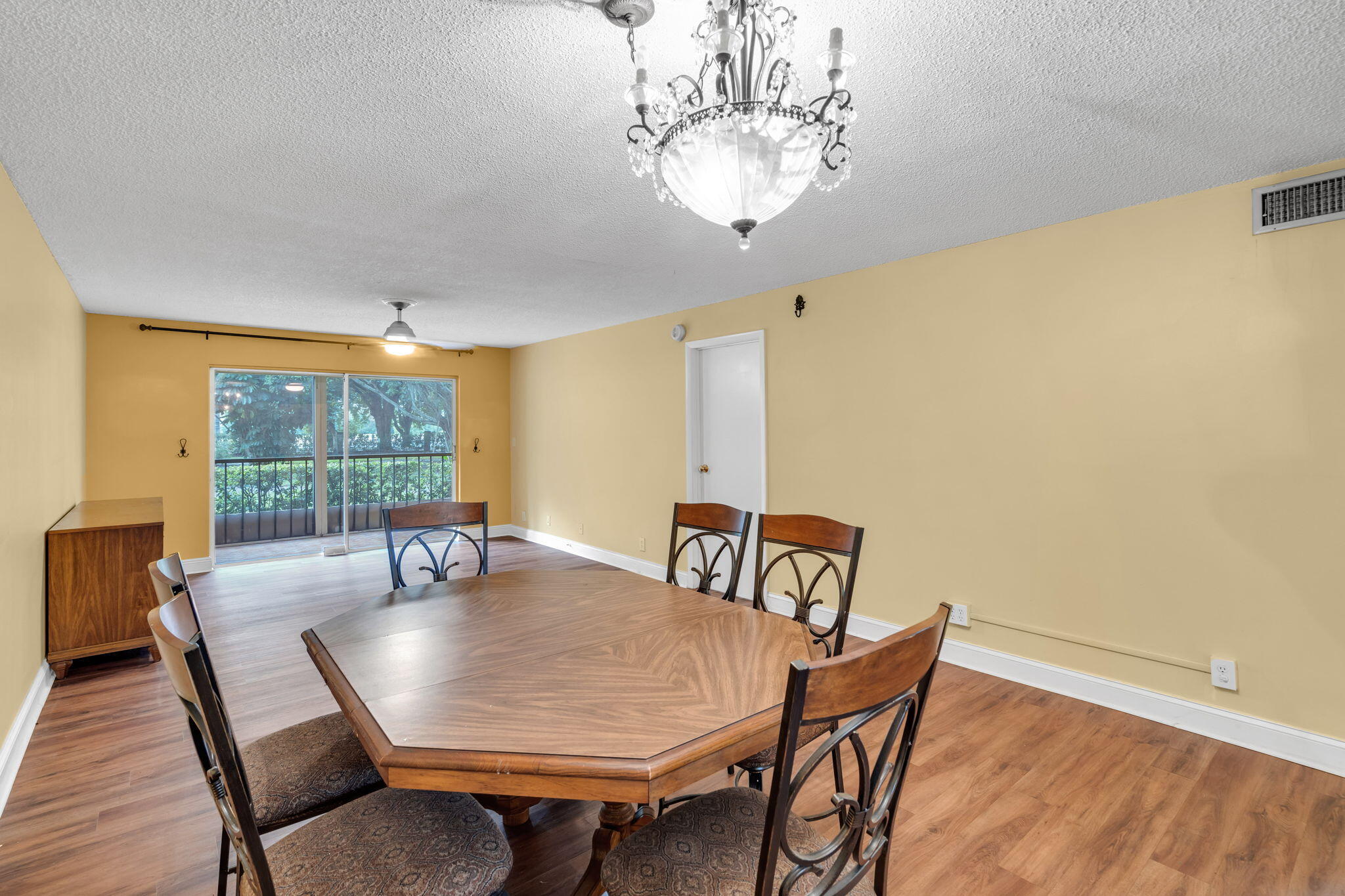 5900 NW 44th Street 106