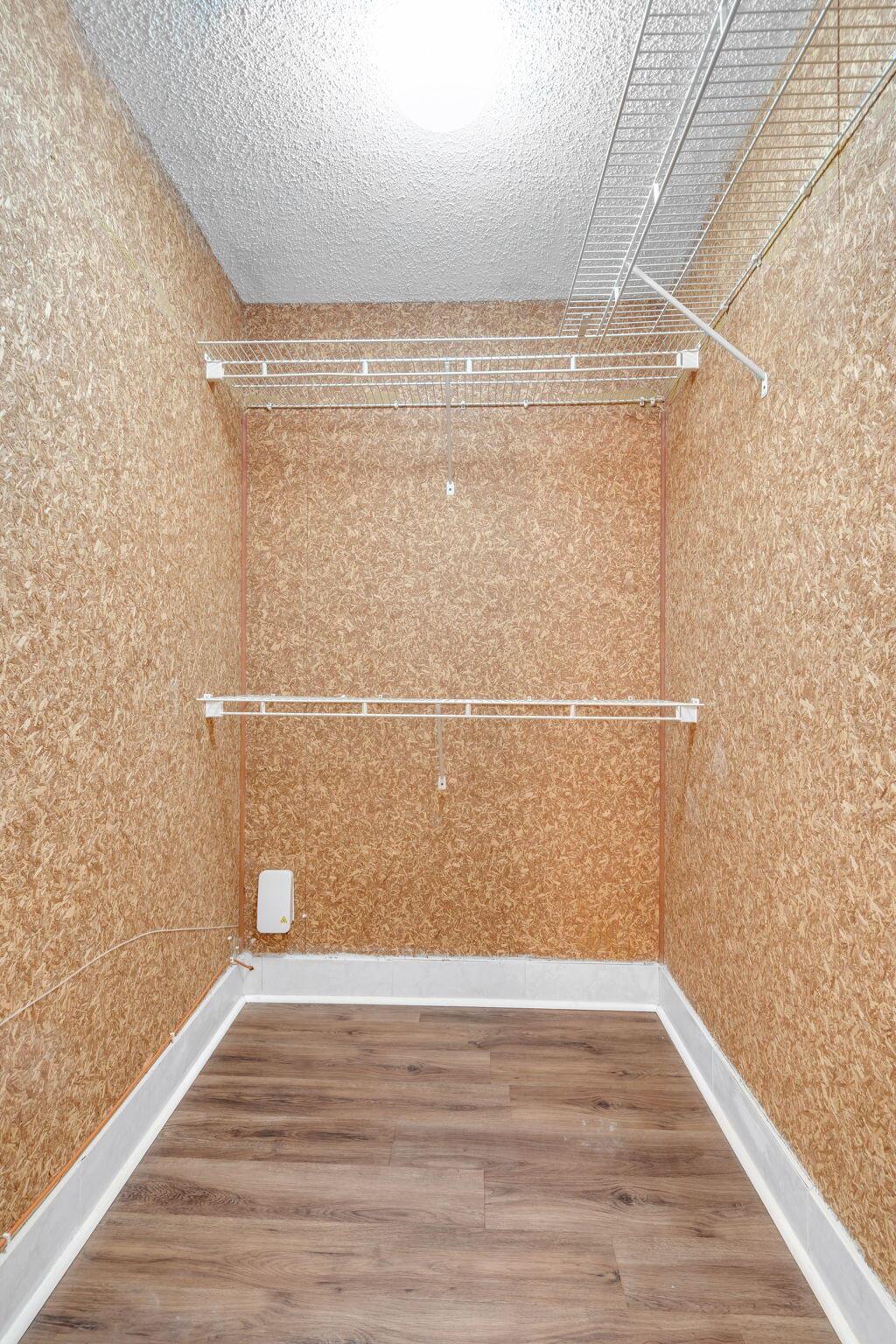 5900 NW 44th Street 106