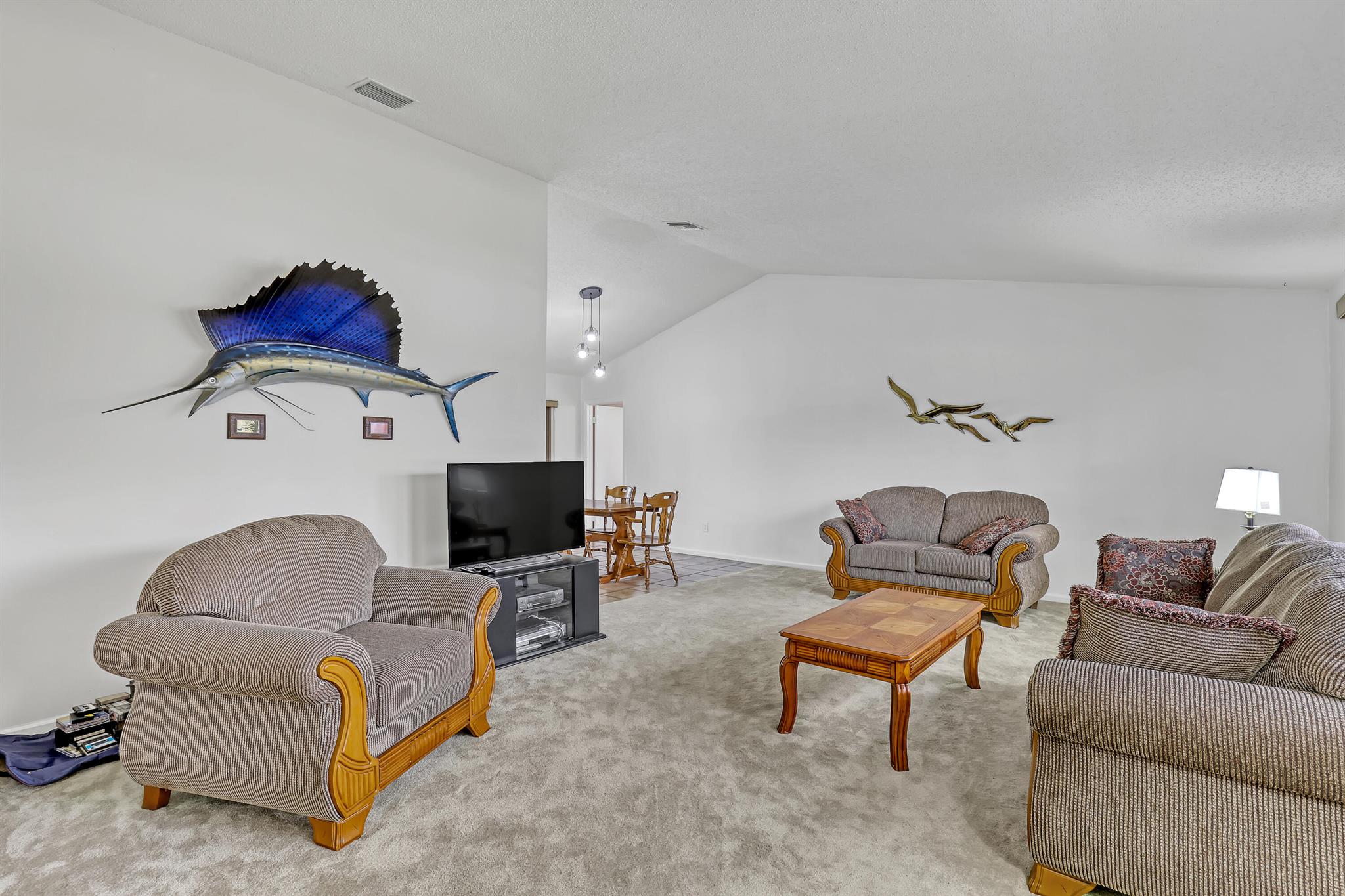 359 La Mancha Avenue